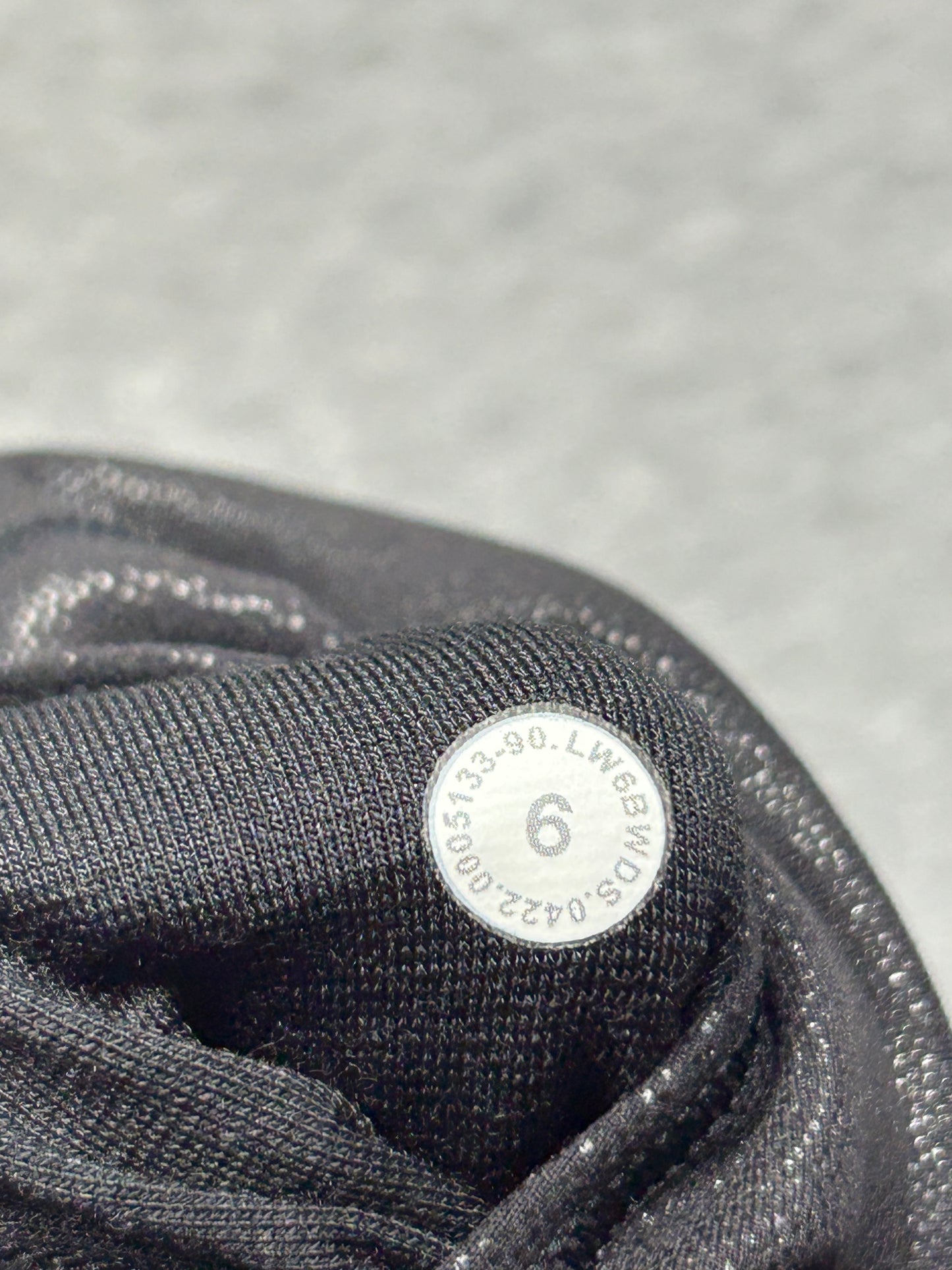 Lululemon Wunder Train High-Rise Crop 23" Size 6 Radiate Foil Print Black