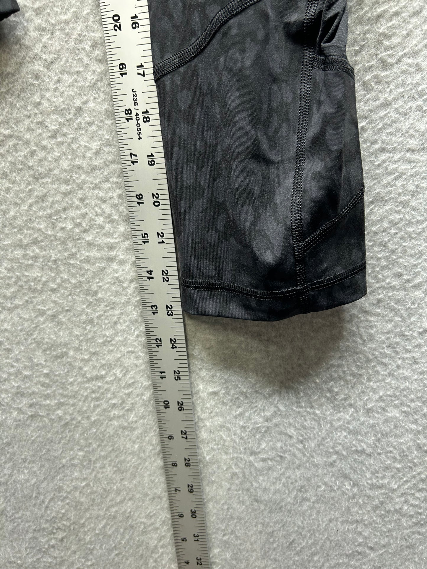 Lululemon Pace Rival High-Rise Crop 23" Size 8 Formation Camo Deep Coal Multi / Black