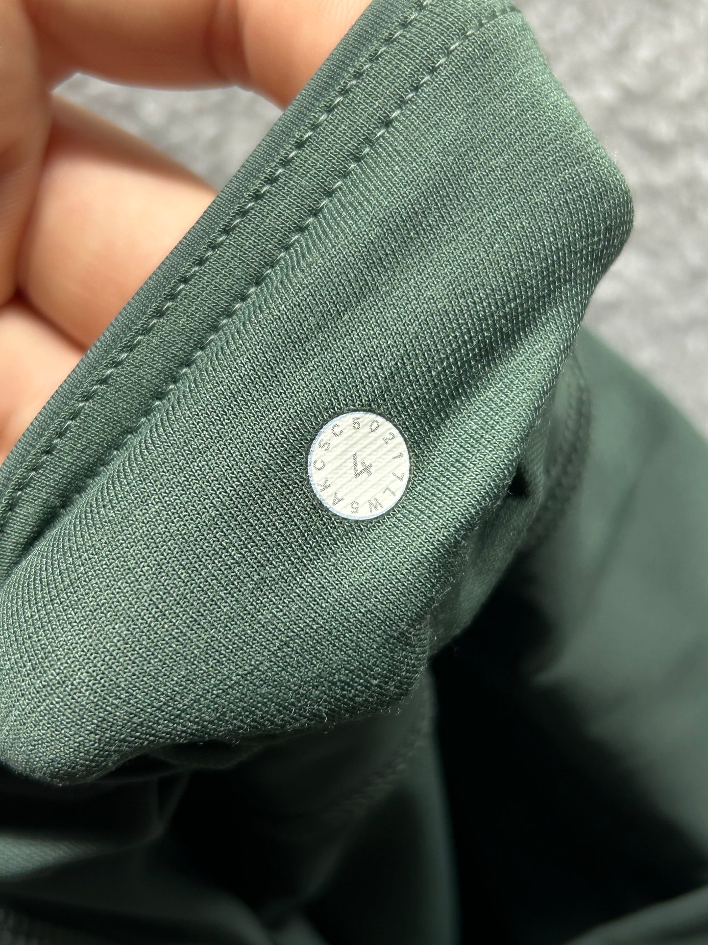 Lululemon Sun Setter 7/8 Tight 25" Size 4 Dark Forest