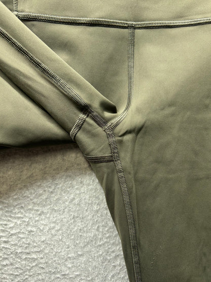 Lululemon Fast and Free Tight II 25" Non-Reflective Nulux Size 6 Dark Olive