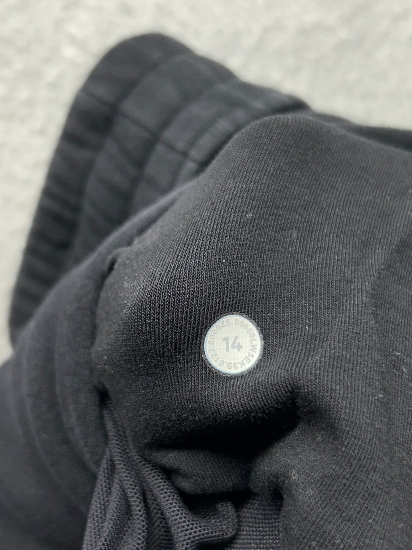 Lululemon Loungeful Straight Leg Pant Size 14 Black
