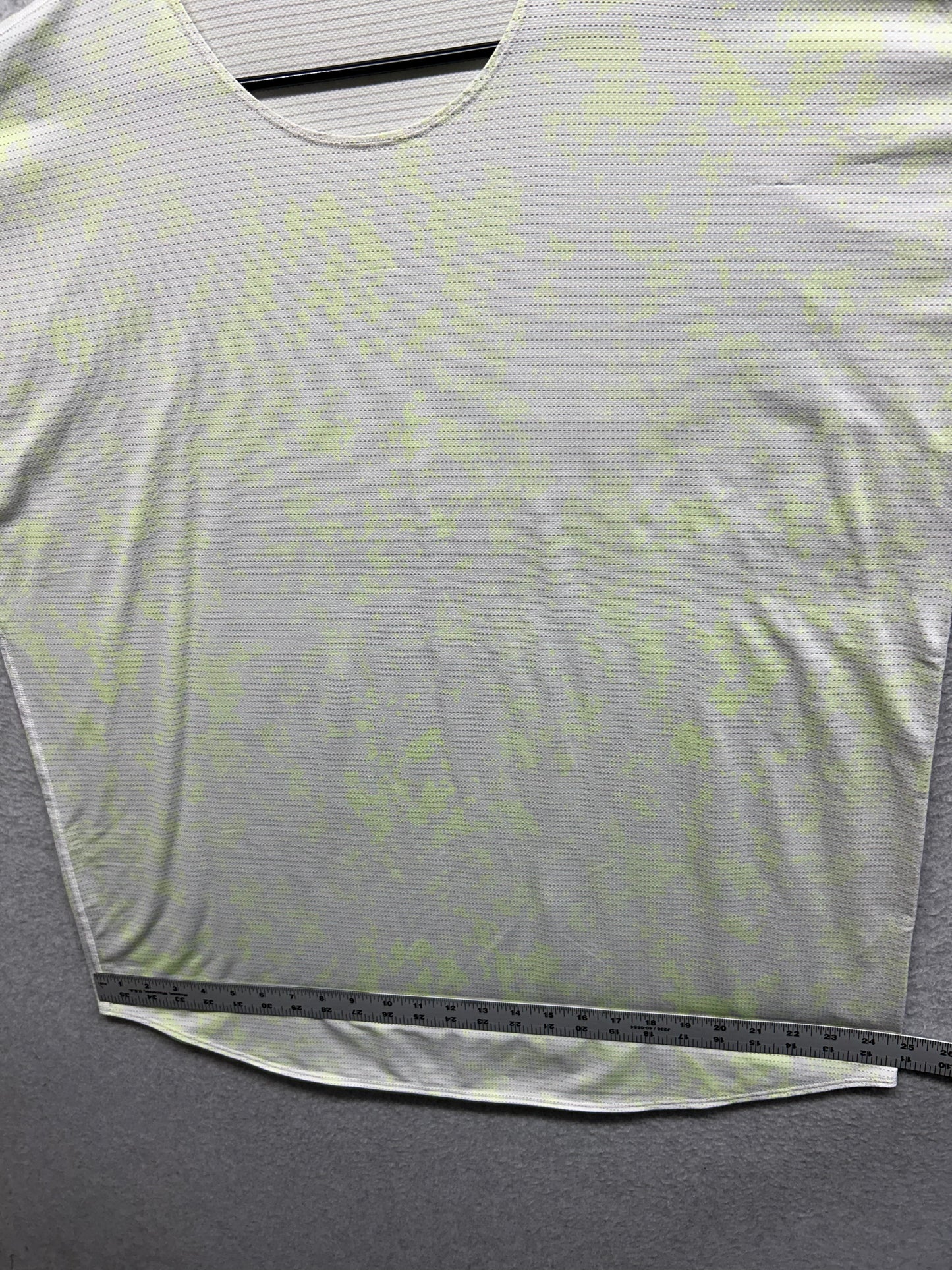 Lululemon Lab Running and Training Relaxed Short Sleeve Shirt Mens Size 2XL