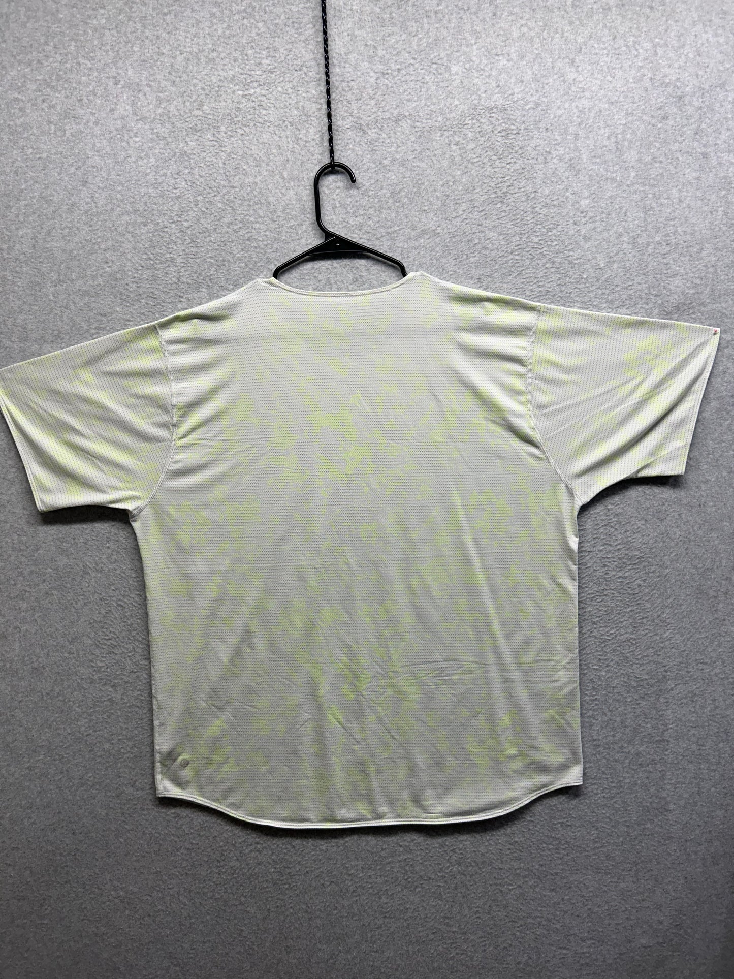 Lululemon Lab Running and Training Relaxed Short Sleeve Shirt Mens Size 2XL