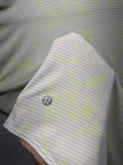 Lululemon Lab Running and Training Relaxed Short Sleeve Shirt Mens Size 2XL