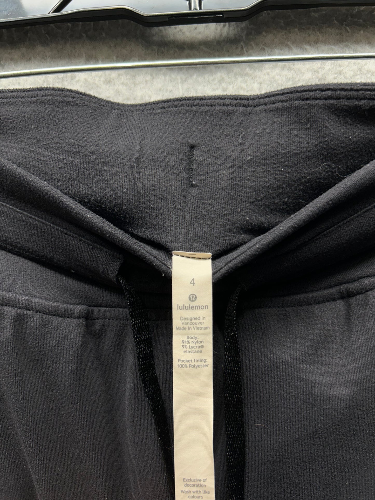 Lululemon Ready To Rulu Pant 30" Size 4 Black