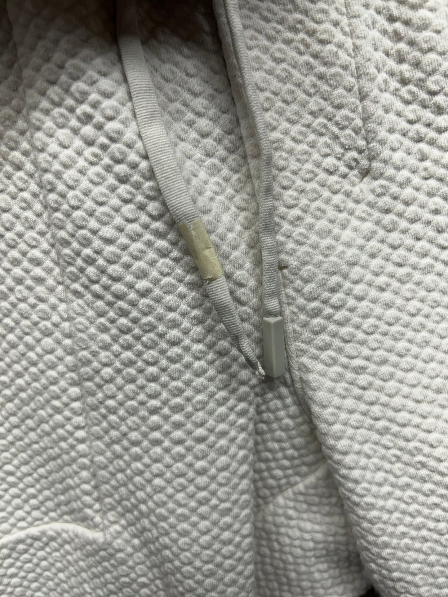 FLAWED Lululemon At Ease Jogger Mens Size XS Light Ivory