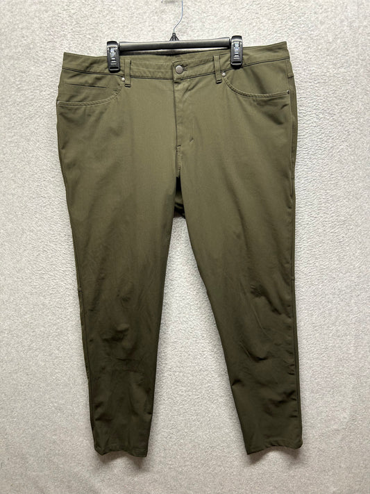 Lululemon ABC Slim Warpstreme Mens Size 38x31 Dark Olive