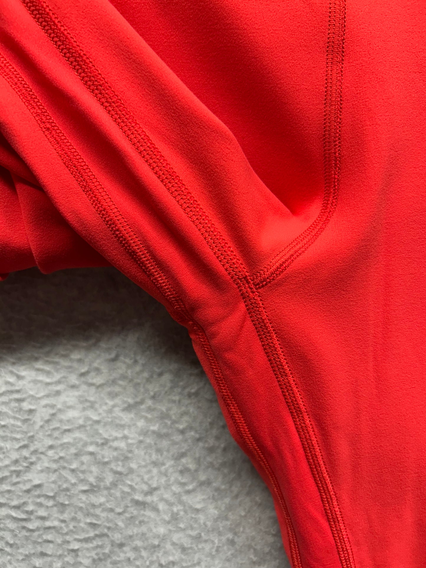 Lululemon Align High-Rise Crop 21" Size 12 Love Red