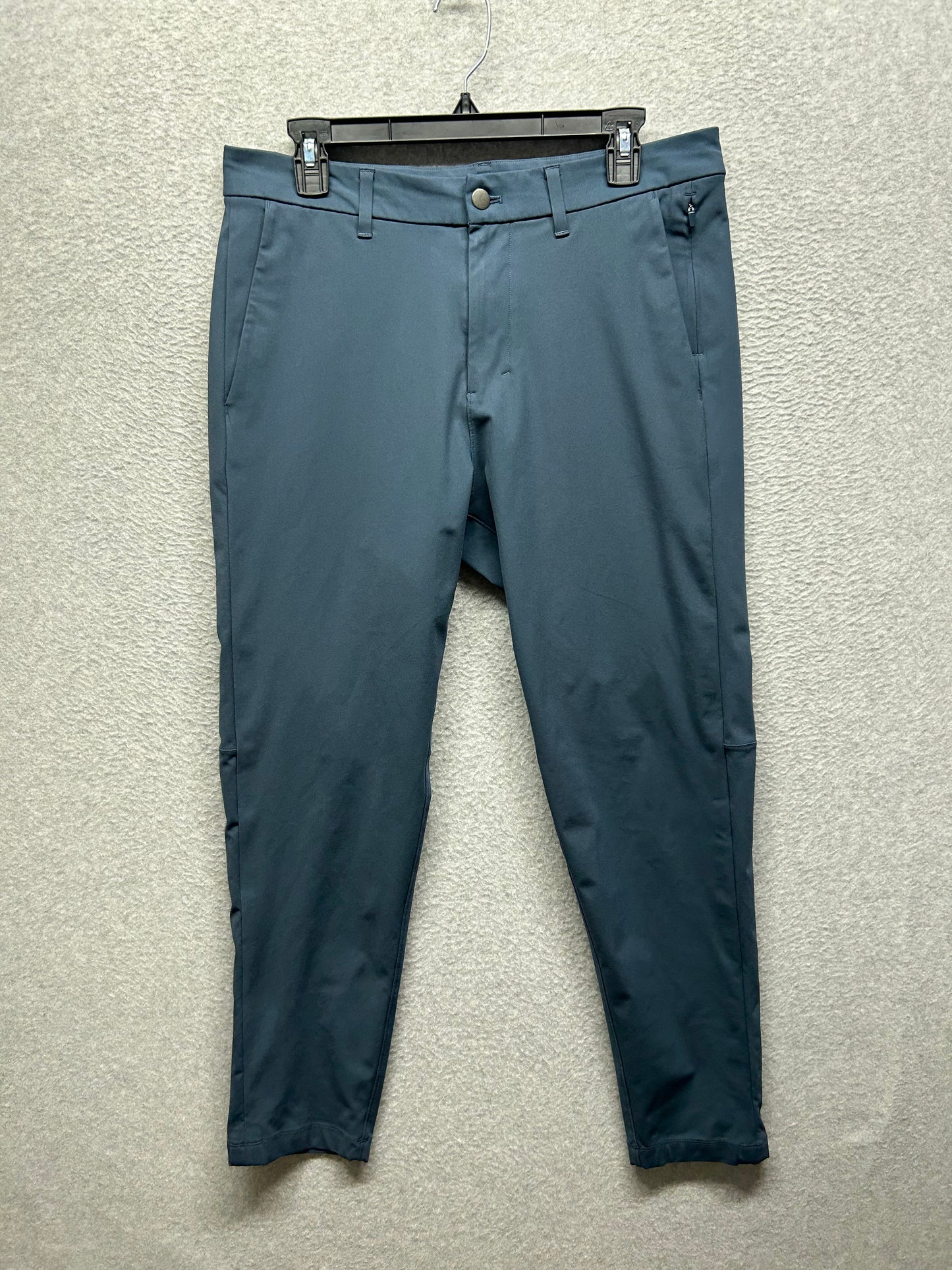 Lululemon Commission Slim Warpstreme Mens Size 32x28.5 Mach Blue