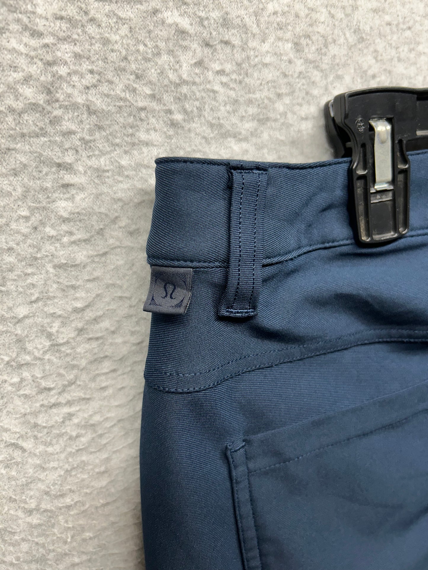 Lululemon ABC Pant Classic Mens Size 34x36 TALL True Navy