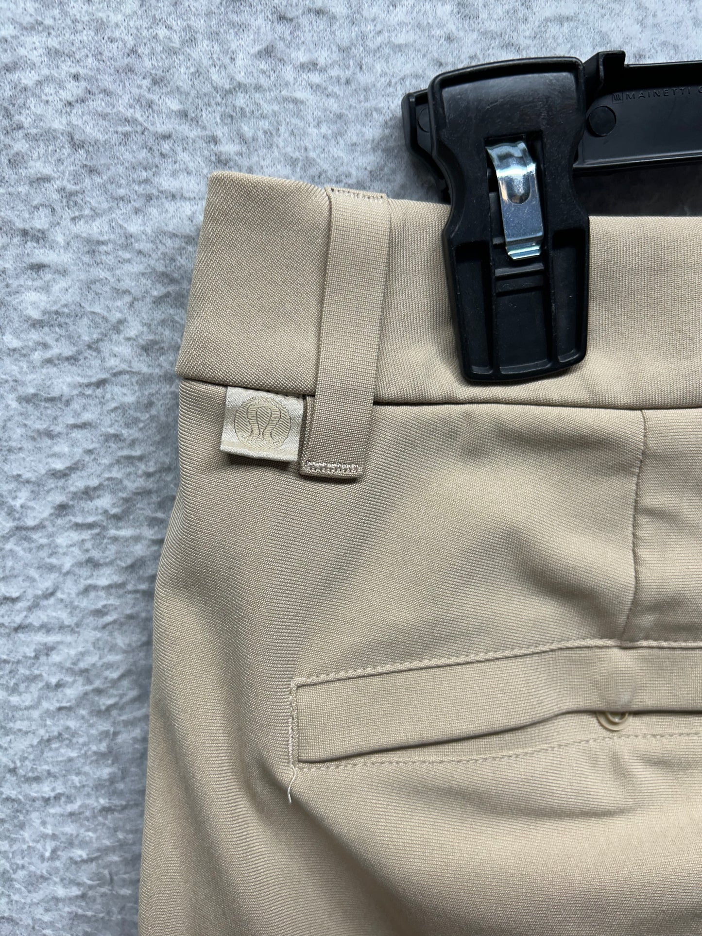 Lululemon ABC Classic Fit Warpstreme Mens Size 31x31 Trench (Square Dot)