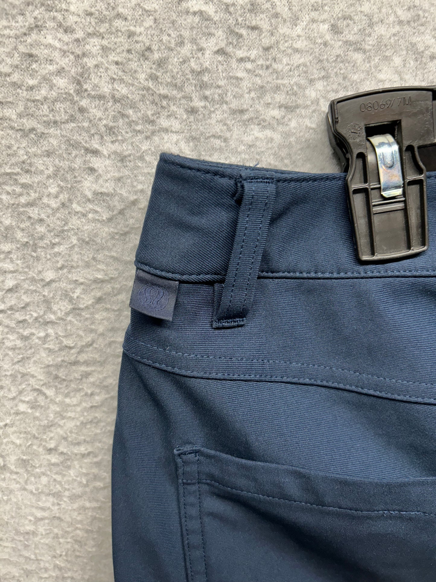 Lululemon ABC Pant Slim Warpstreme Mens Size 32x31.5 True Navy