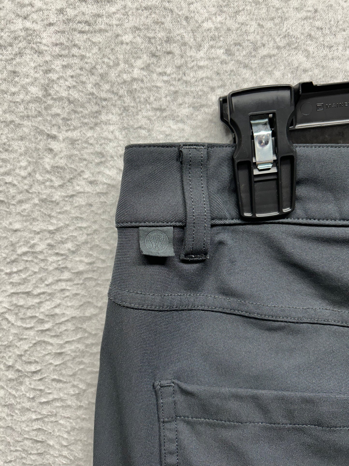 Lululemon ABC Slim Fit Pant Warpstreme Mens Size 33x31.5 Graphite Gray