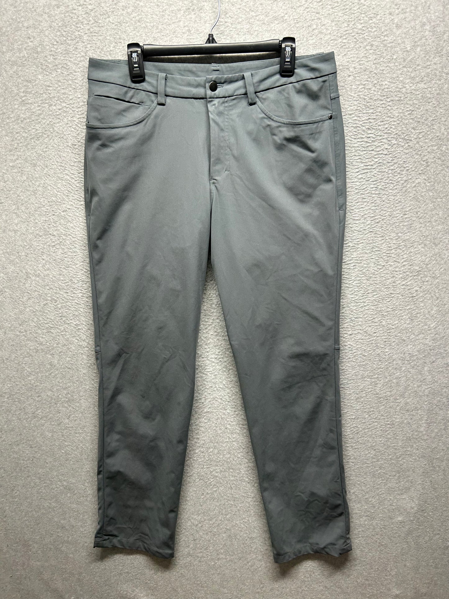 Lululemon ABC Pant Classic Fit Mens Size 34x31.5 Fog Horn