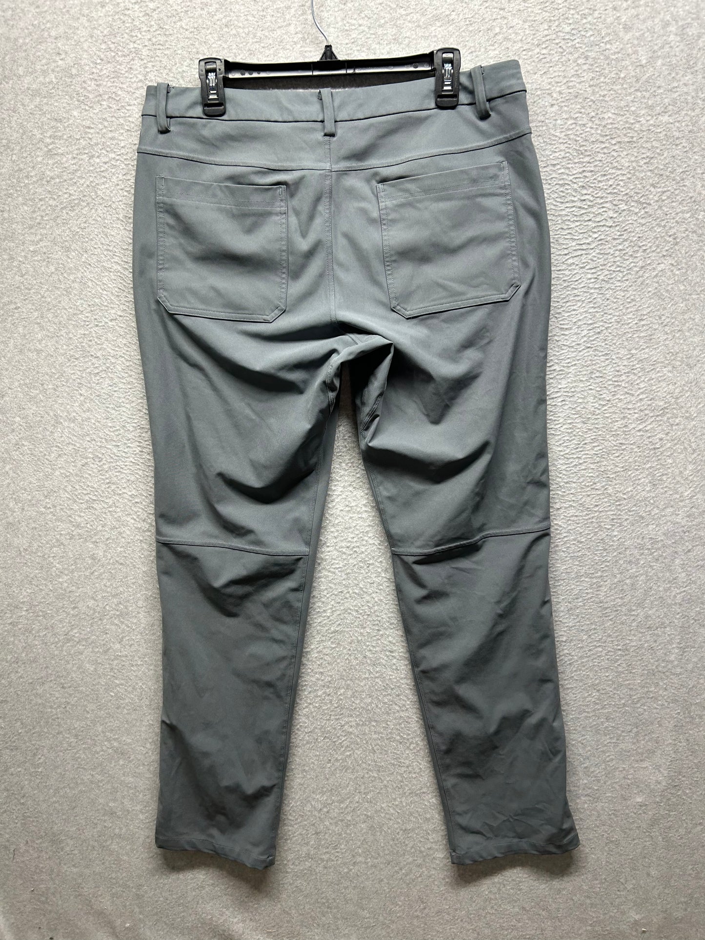 Lululemon ABC Pant Classic Fit Mens Size 34x31.5 Fog Horn