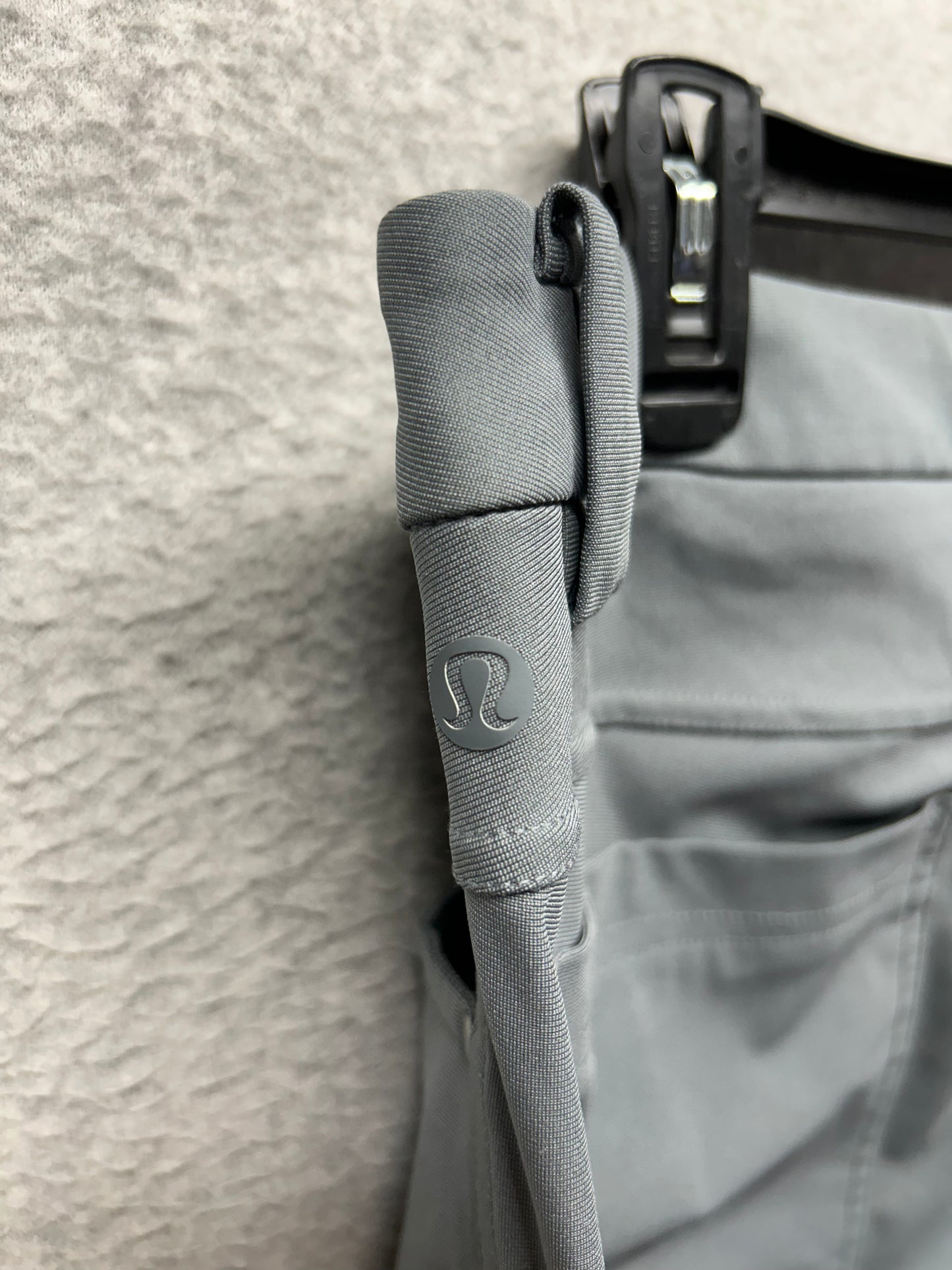 Lululemon ABC Pant Classic Fit Mens Size 34x31.5 Fog Horn