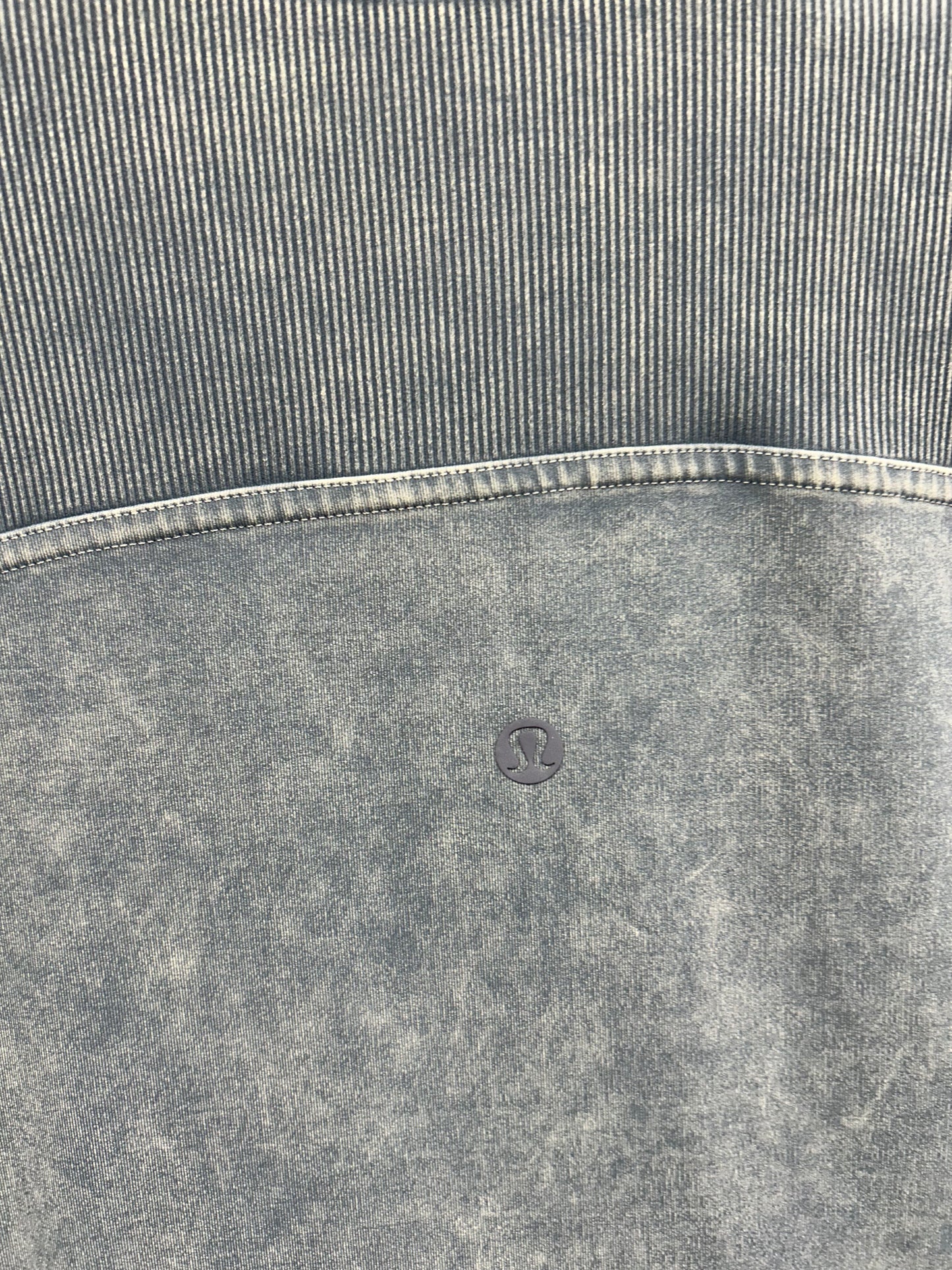 Lululemon Cut Class Jacket Size 8 Washed Moon Blue