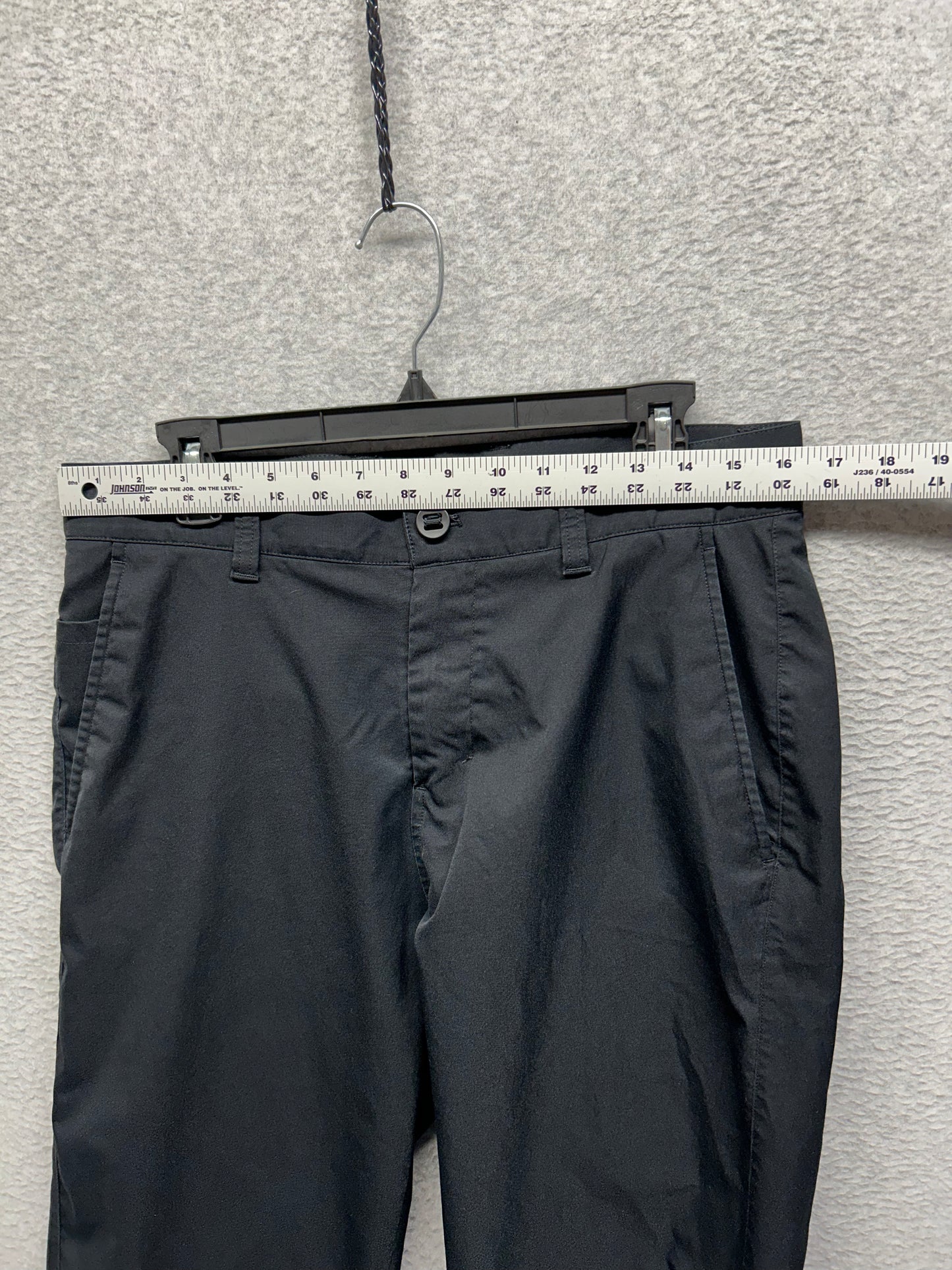 Lululemon ABC 5 Pocket Pant Warpstreme Mens Size 31x27 Black (Square Dot)