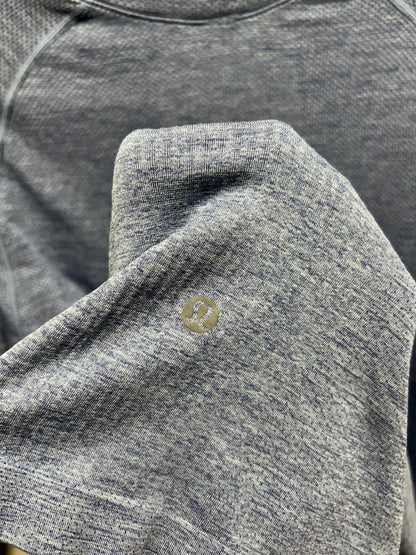 Lululemon Metal Vent Tech Long Sleeve Size Small Blue