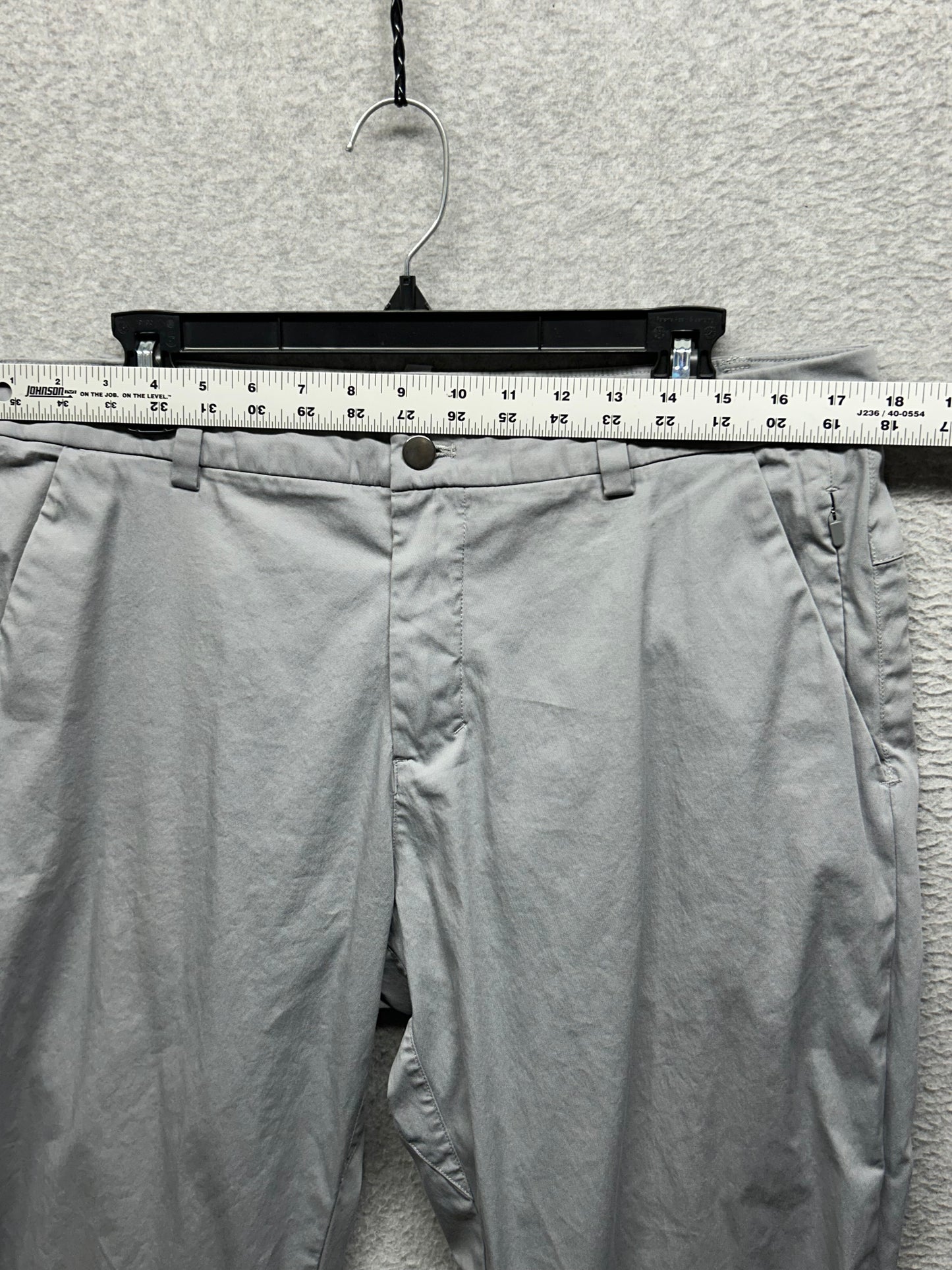 Lululemon Commission Pant Classic Swift Cotton Mens Size 34x31 Light Cast