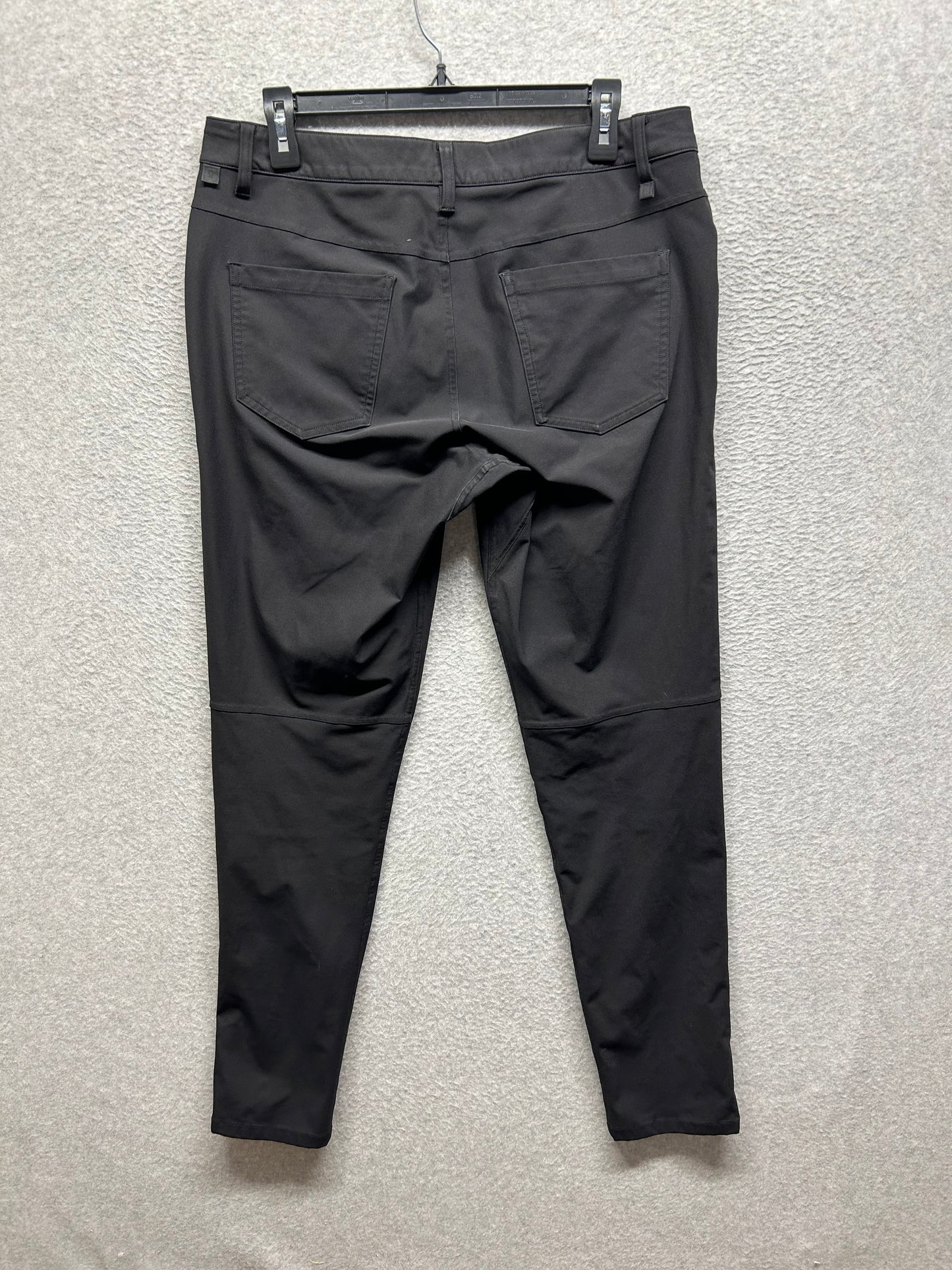 Lululemon ABC Slim Pant Warpstreme Mens Size 32x31 Black