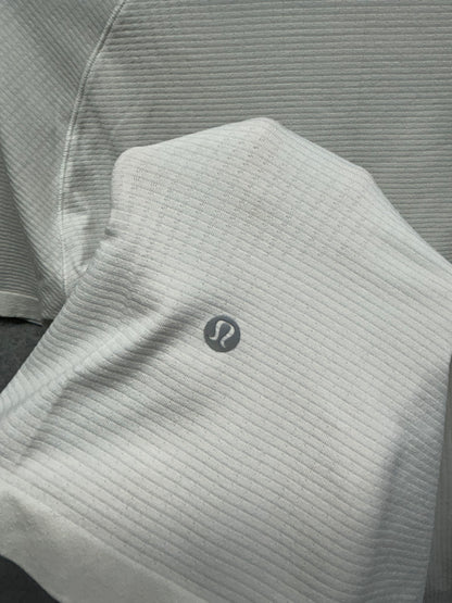 Lululemon Metal Vent Tech Short Sleeve Size Medium Bone | White