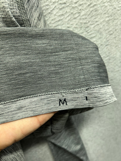Lululemon Metal Vent Tech Long Sleeve Size Medium Slate Gray