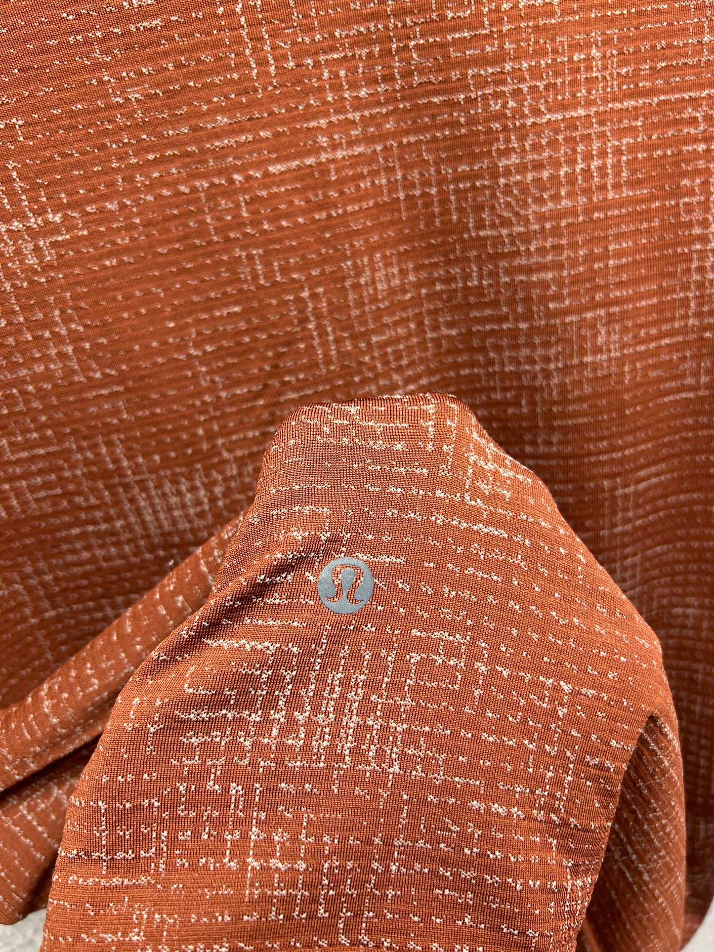 Lululemon Metal Vent Tech Short Sleeve Size Large Red | Orange