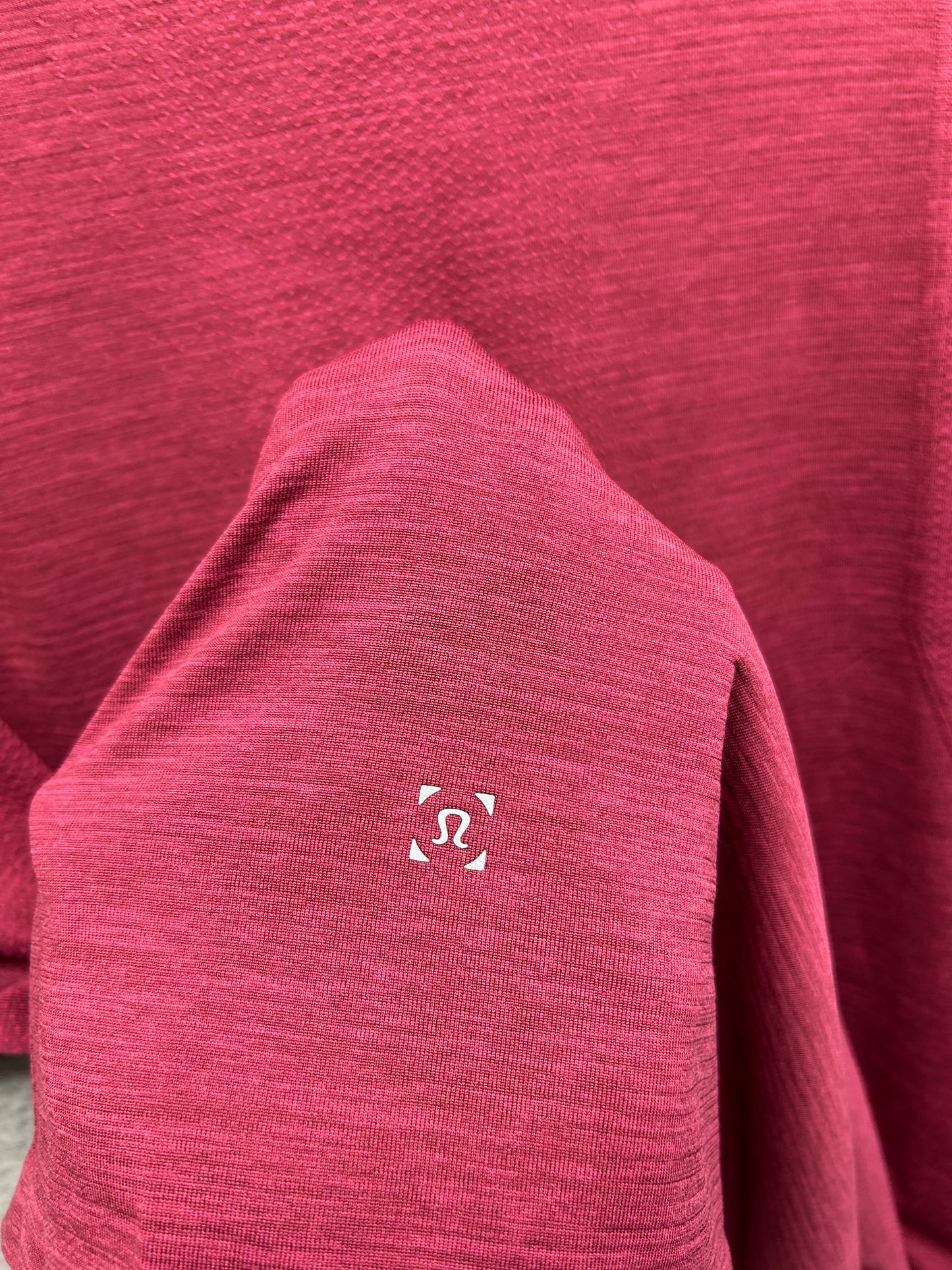 Lululemon Metal Vent Tech Short Sleeve Size Large Red | Pink