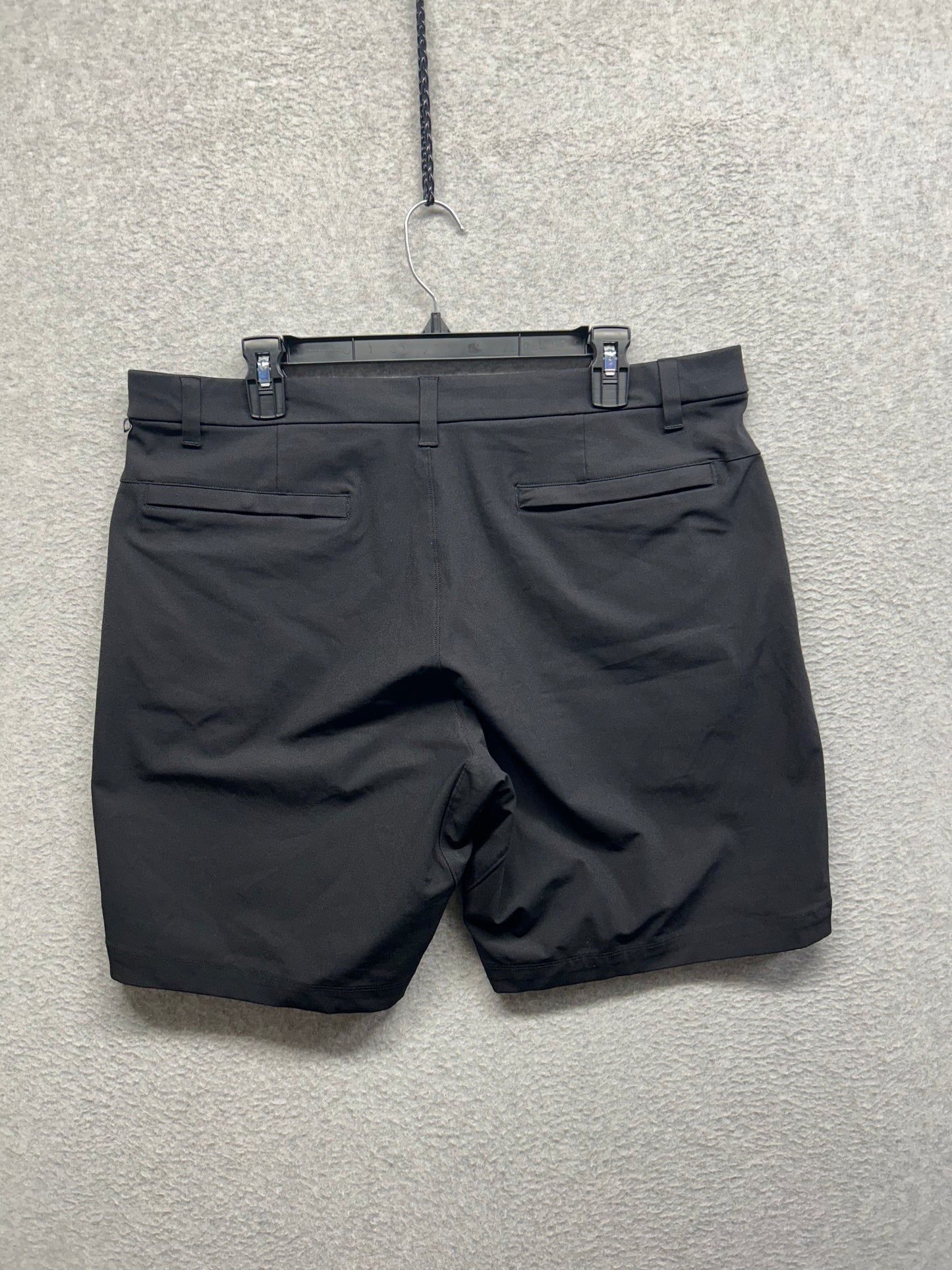 Lululemon Commission Short Slim Warpstreme 9" Size 36 Obsidian