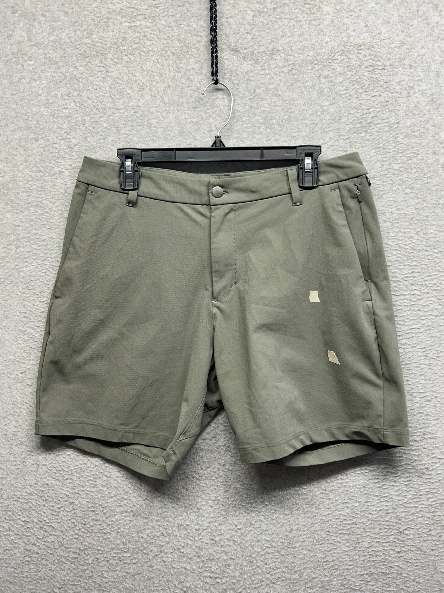 FLAWED Lululemon Commission Classic-Fit Short 7" Warpstreme Size 32 Grey Sage