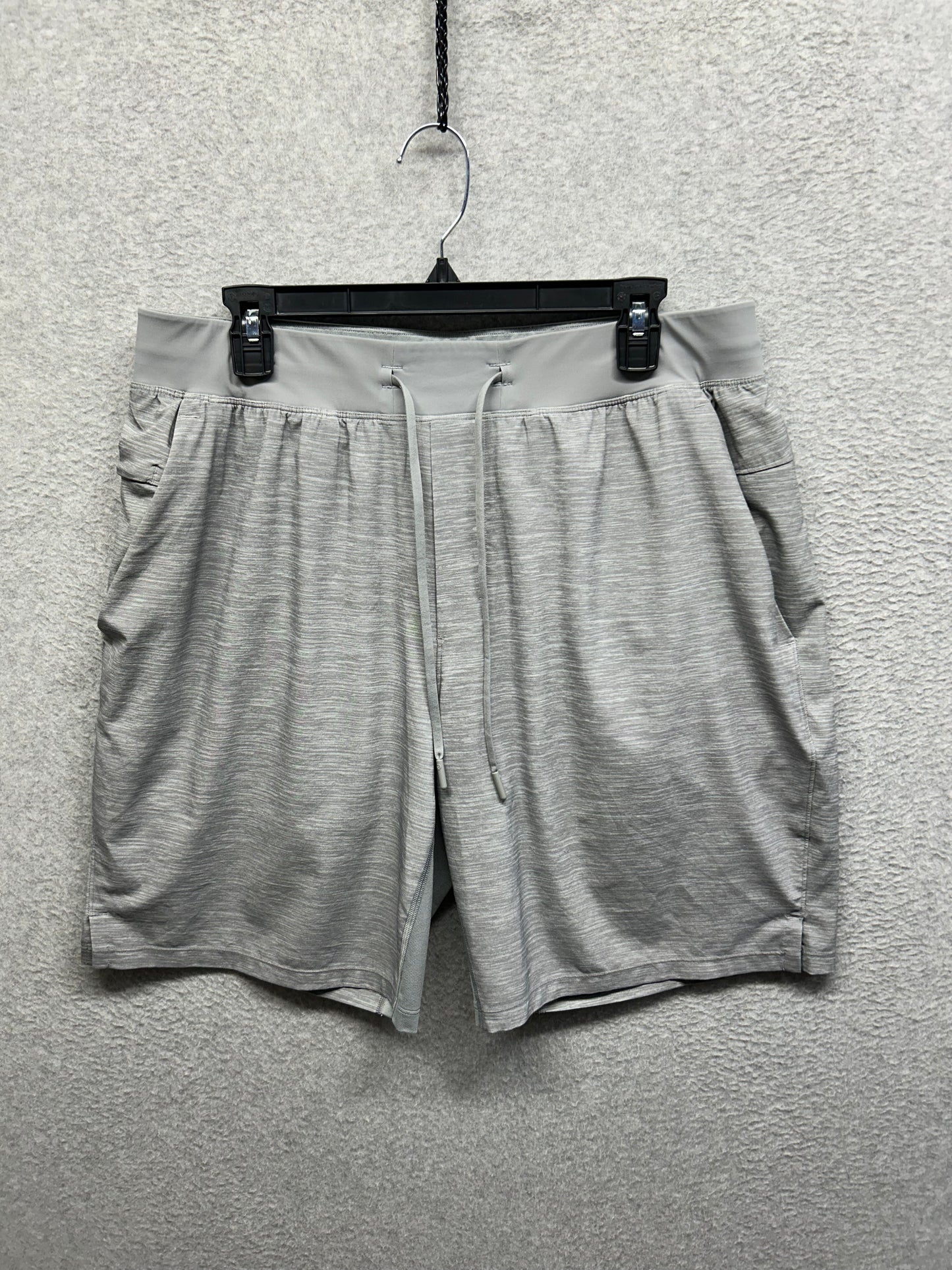 Lululemon T.H.E. Short 9" Liner Size XL Heather Allover Sea Salt Light Cast