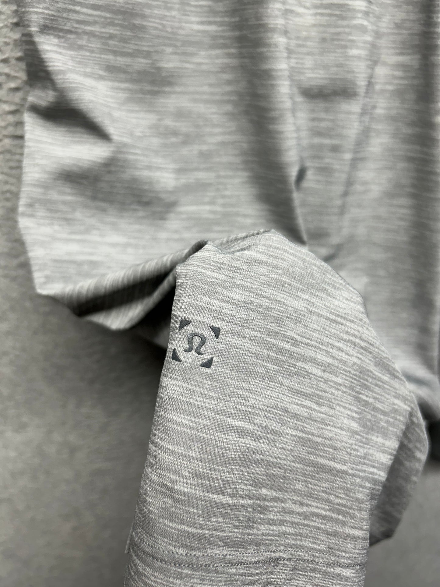 Lululemon T.H.E. Short 9" Liner Size XL Heather Allover Sea Salt Light Cast