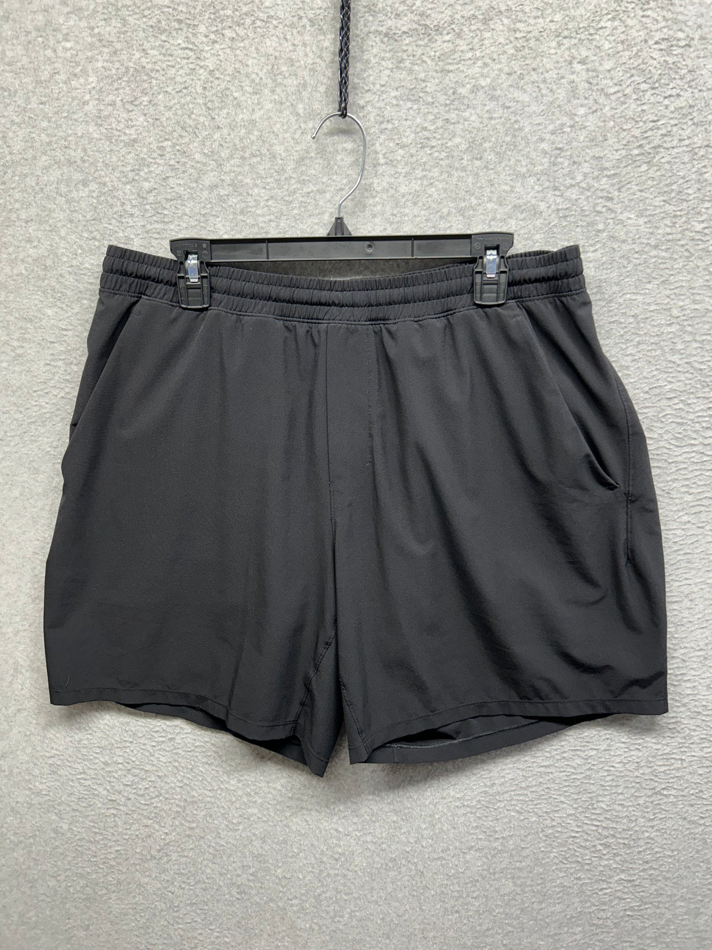 Lululemon Pace Breaker Lined Short 7" Size XL Black