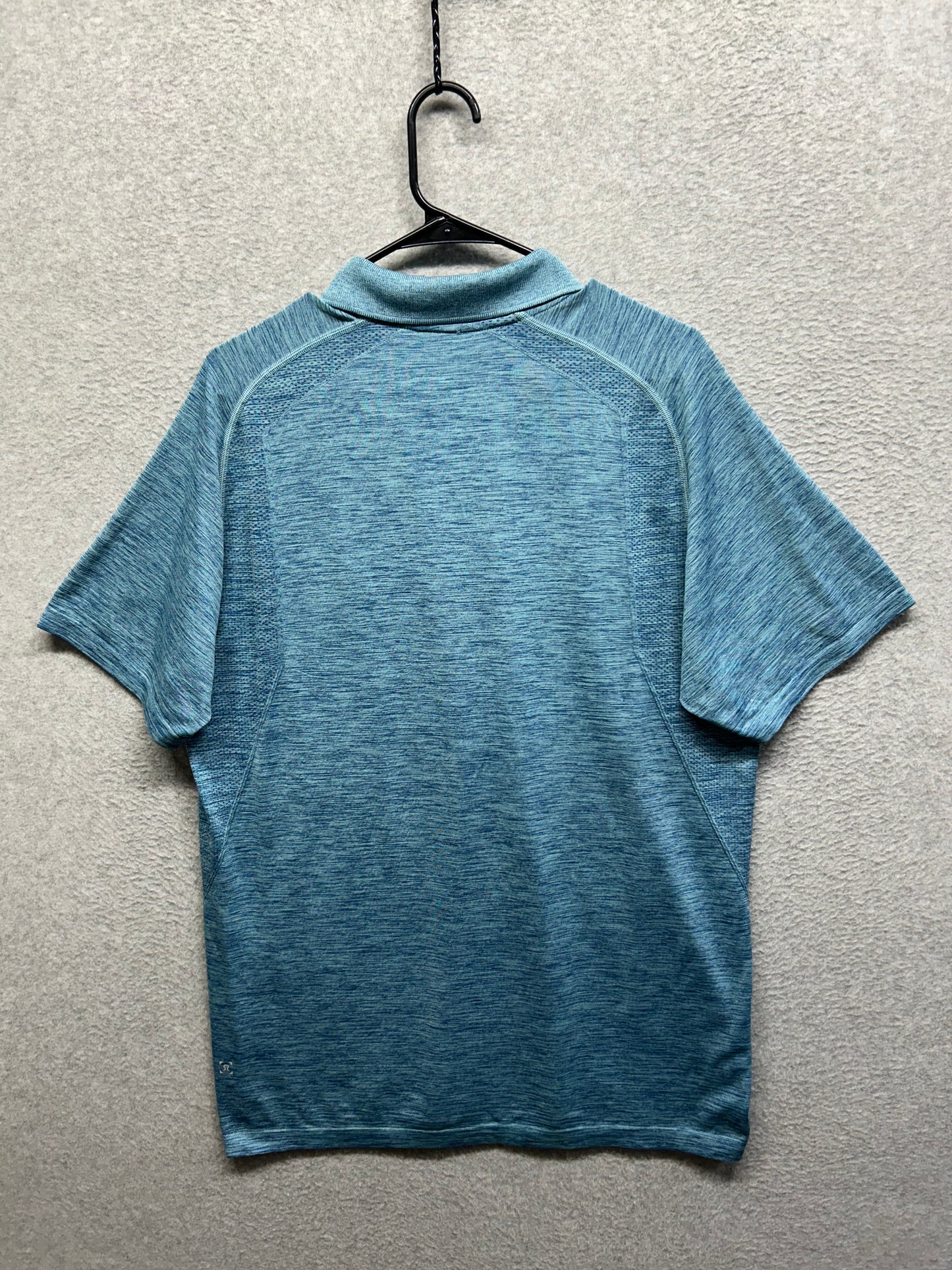 Lululemon Metal Vent Tech Polo Size XL Poseidon