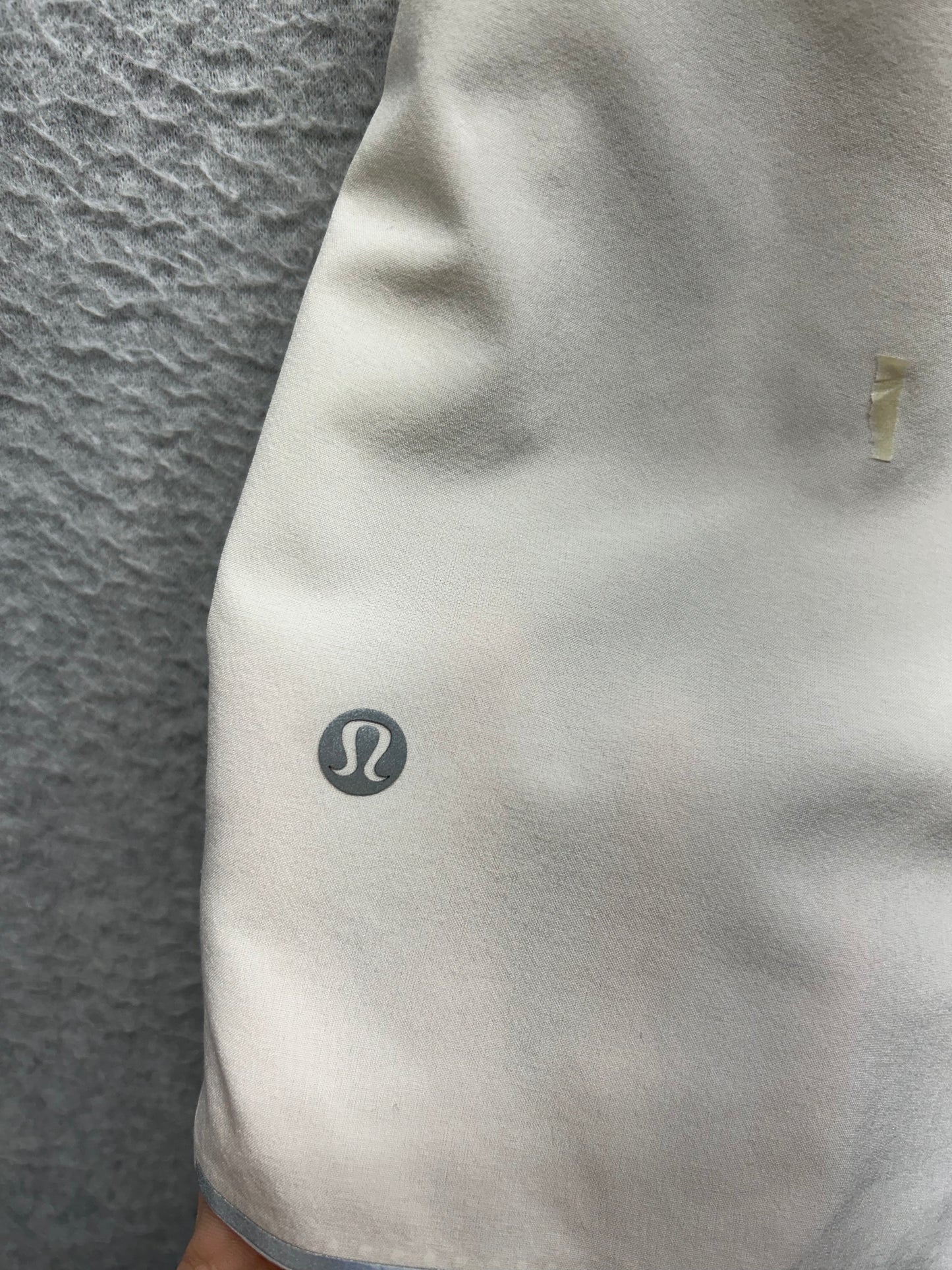 FLAWED Lululemon Surge Lined Short 6" Mens Size Small White Opal