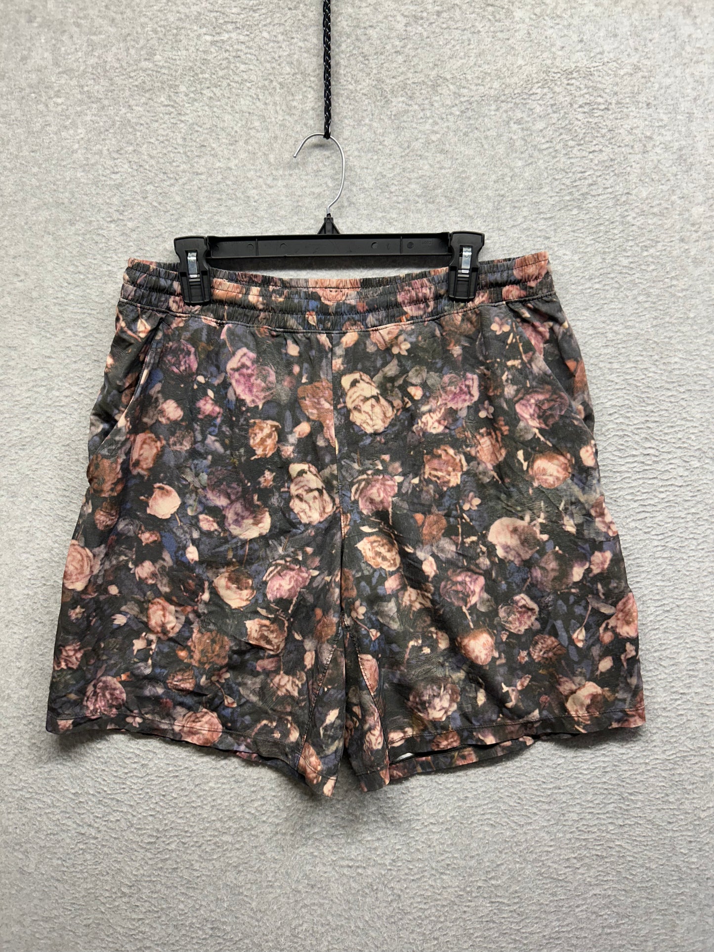 Lululemon Pace Breaker Short 9" Mens Size XL Frosted Rose Multi