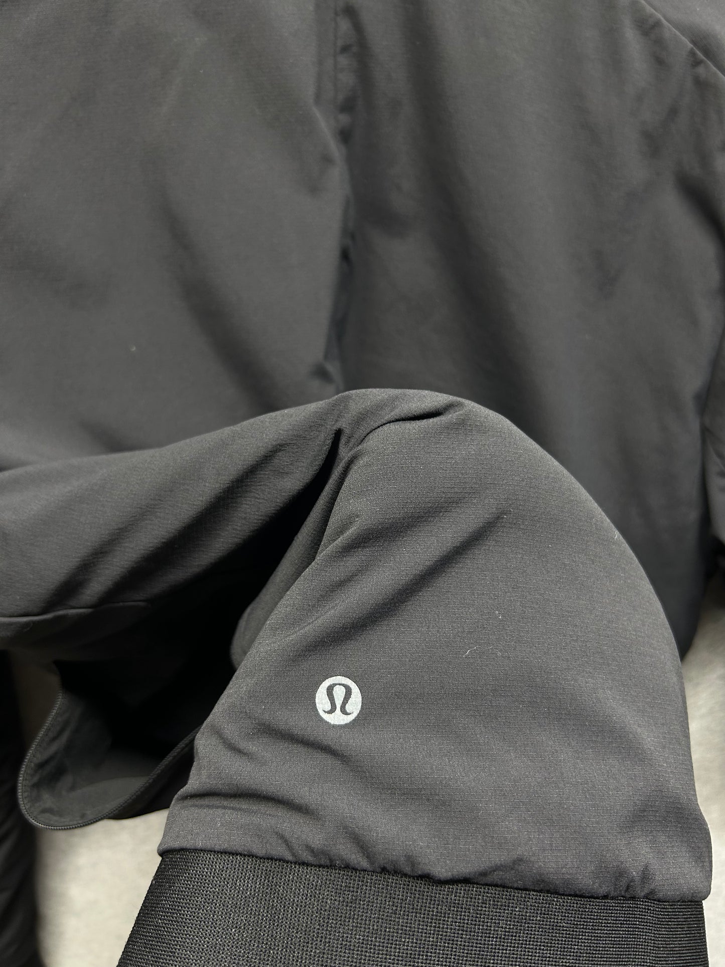 Lululemon Intermission Bomber Size XL Black | Gray