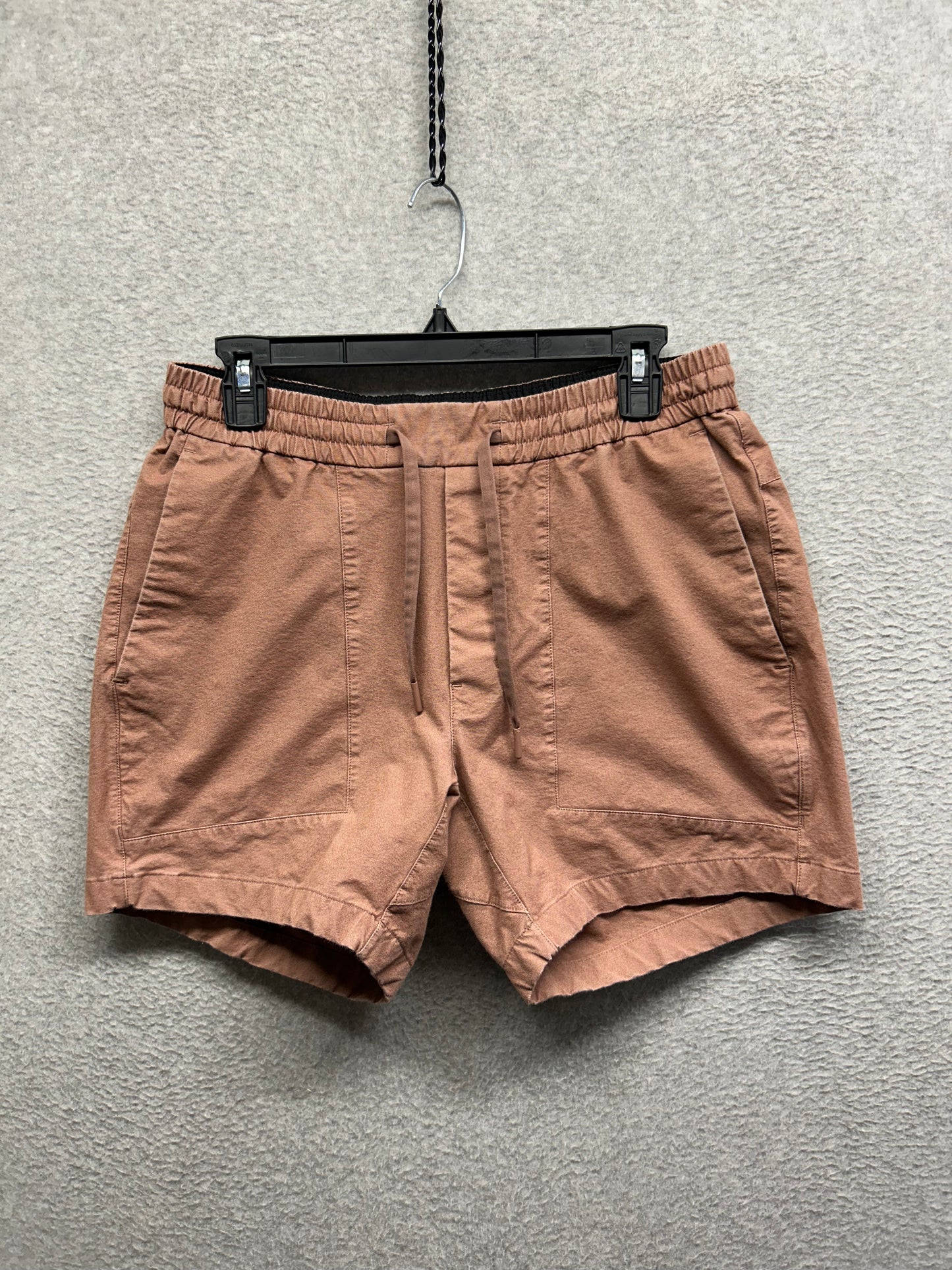 FLAWED Lululemon Bowline Short 5" Mens Size Medium Earth Dye Clay