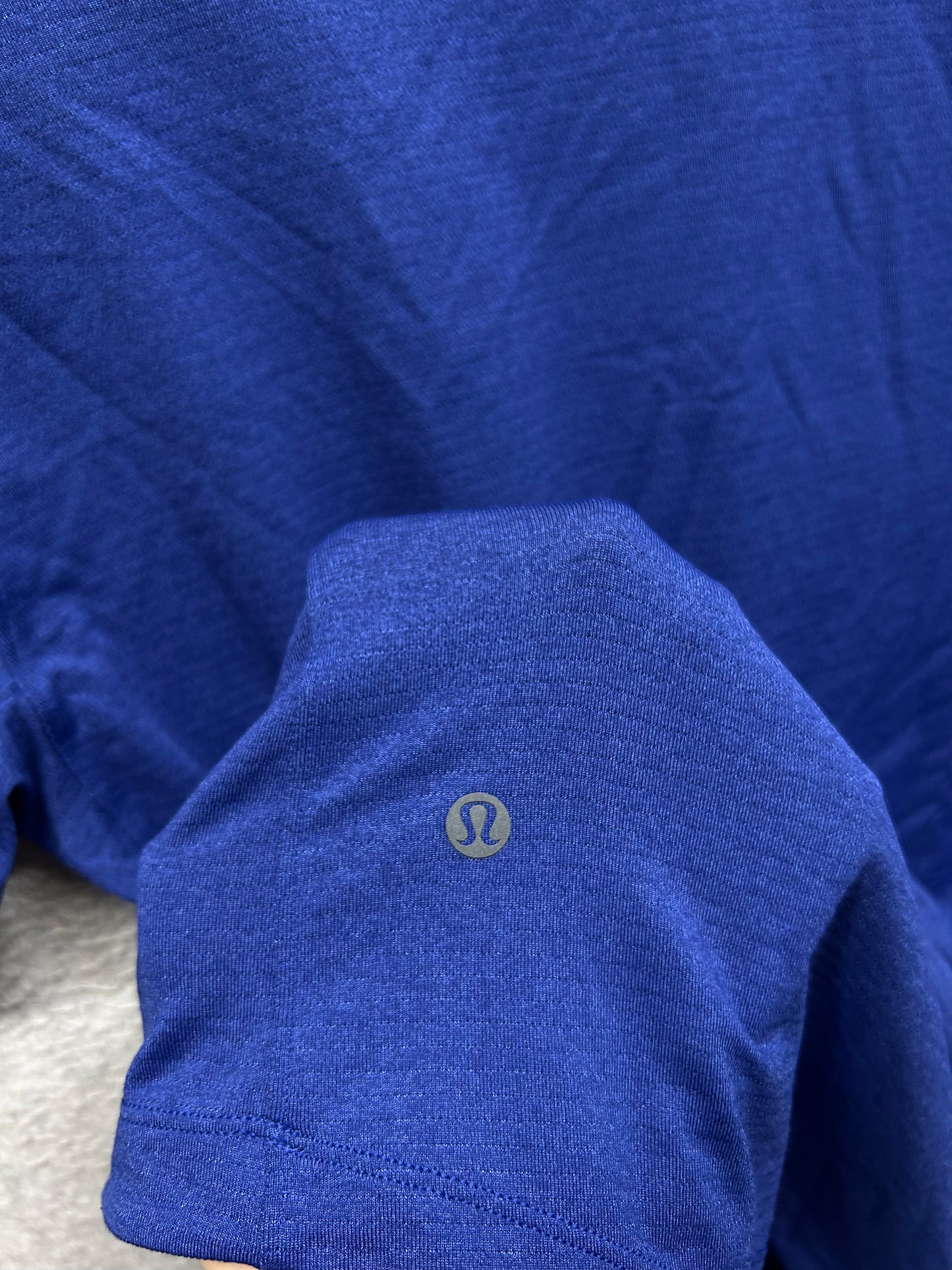 Lululemon Drysense Mesh Short Sleeve Size Medium Blue