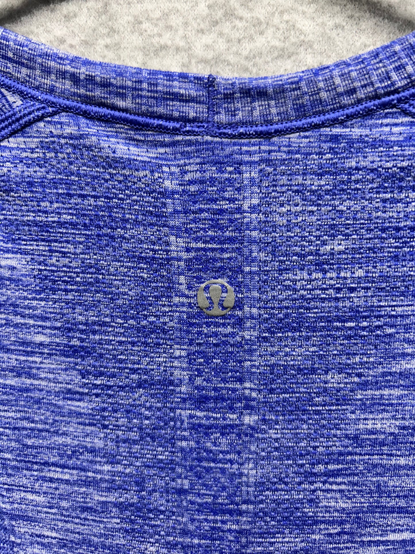 Lululemon Swiftly Tech Long Sleeve Crew Size 4 Space Dye Heathered Harbour Blue