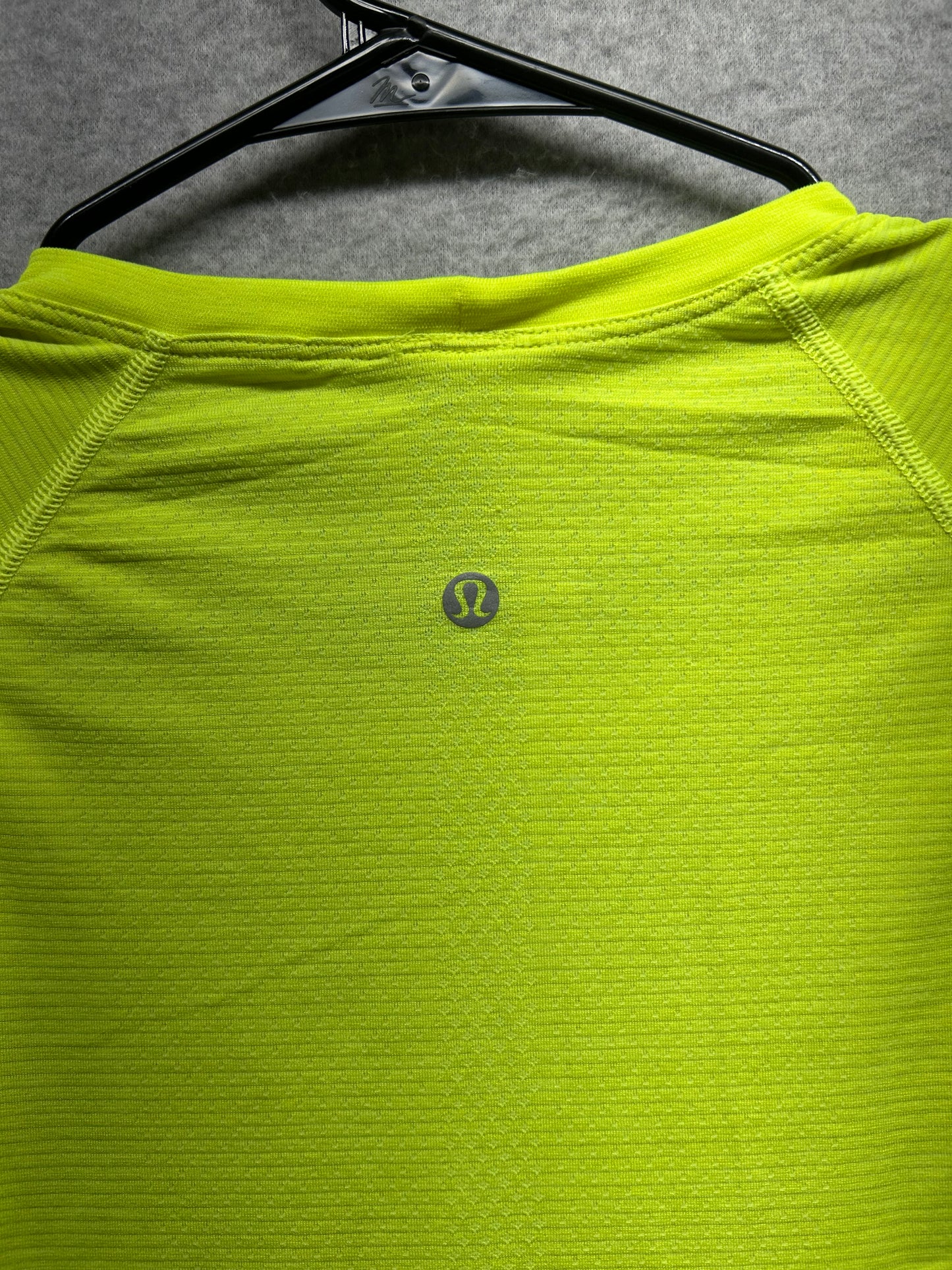 Lululemon Swiftly Tech Long Sleeve 2.0 Size 10 Highlight Yellow