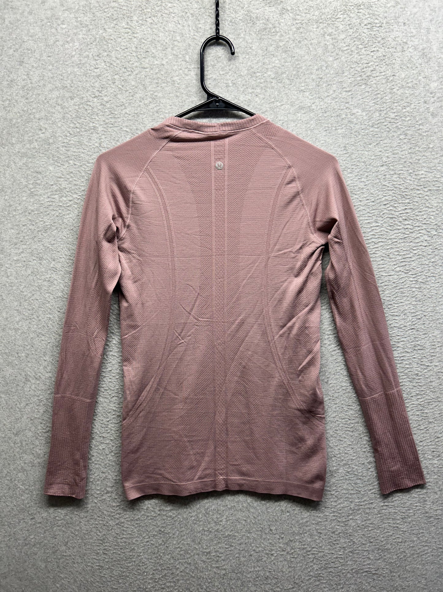 Lululemon Swiftly Tech Long Sleeve (Breeze) Relaxed Fit Size 8 Antique Bark