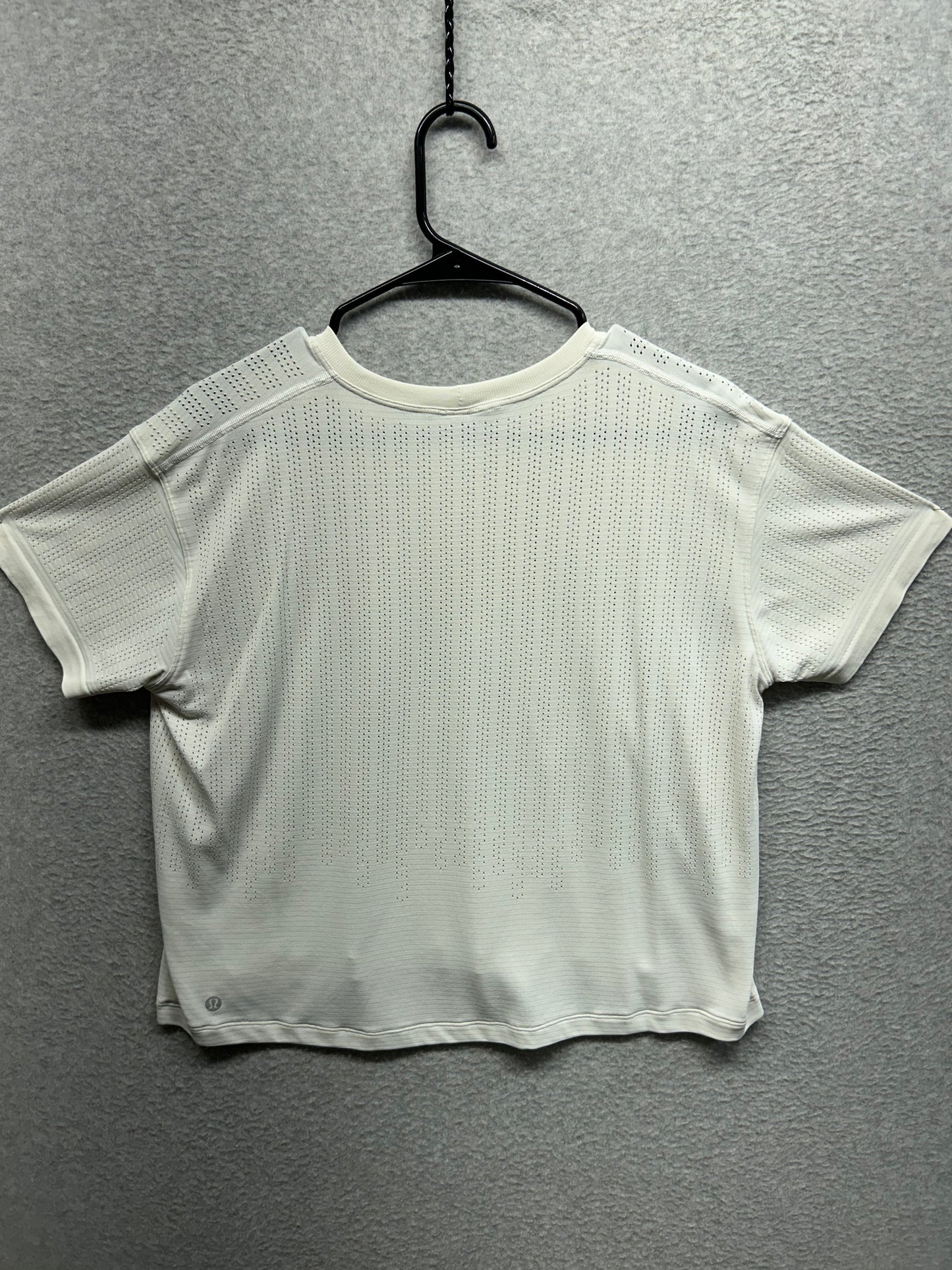 Lululemon Breeze By Short Sleeve Shirt Size 10 White