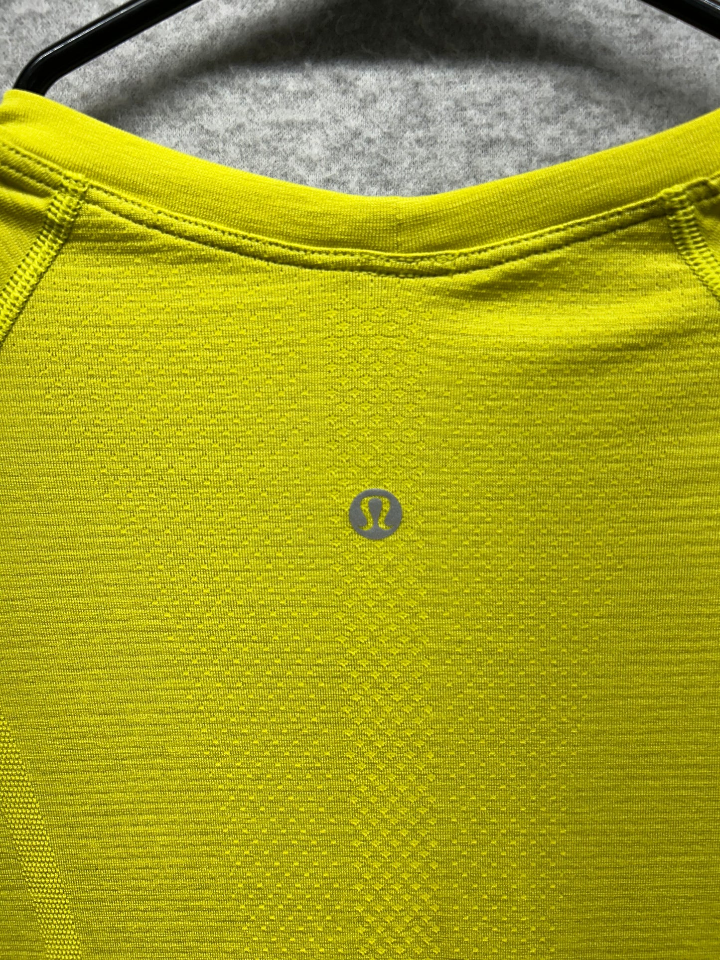 Lululemon Swiftly Tech Long Sleeve Size 10 Yellow