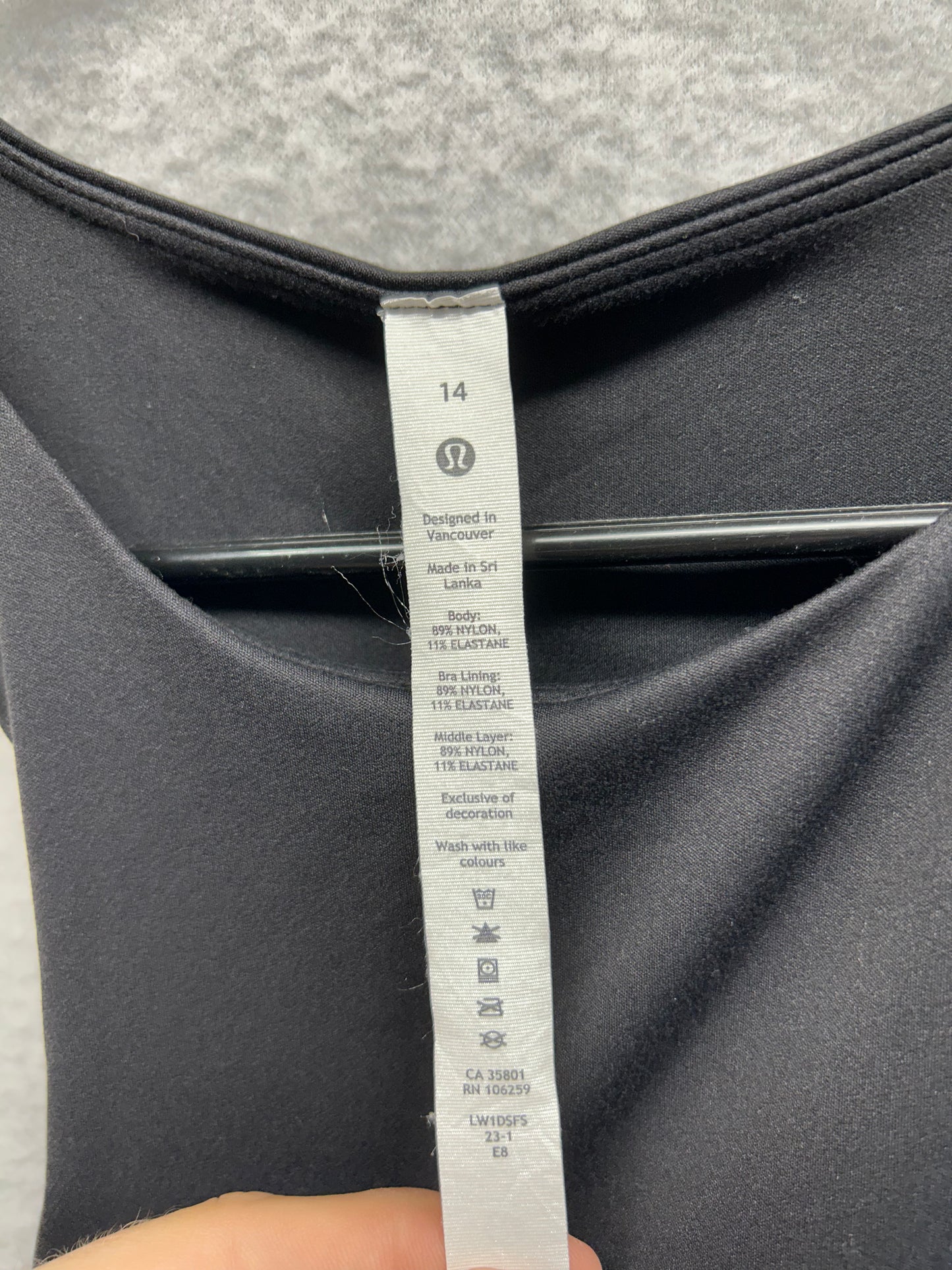 Lululemon High-Neck Tight-Fit Shelf Bodysuit Size 14 Black