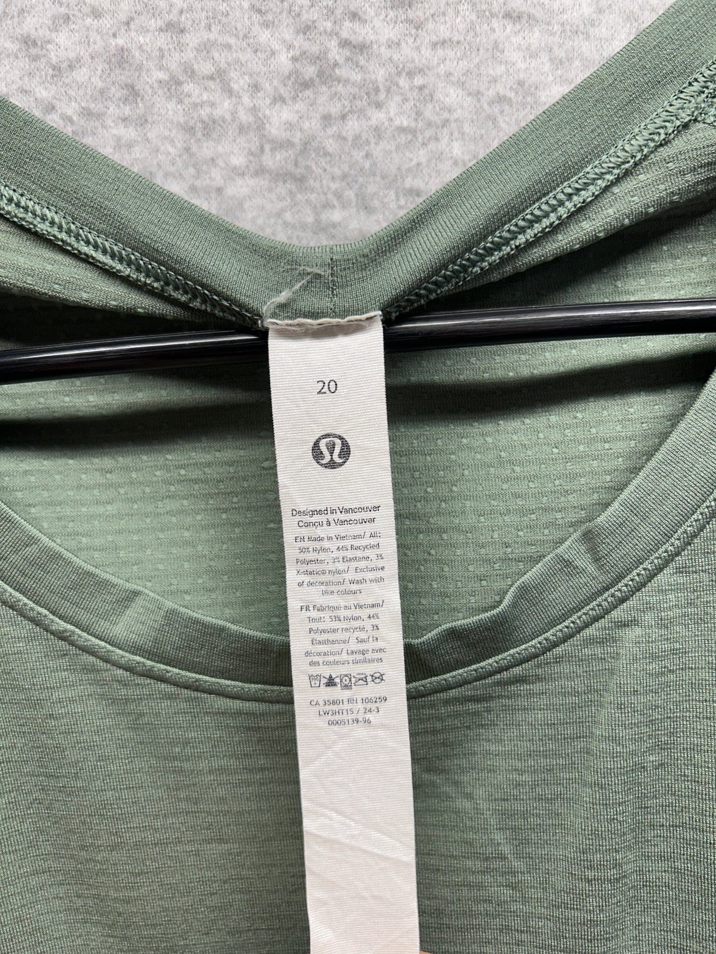 Lululemon Swiftly Tech Short-Sleeve Shirt 2.0 Waist Length Size 20 Crater Blue | Green