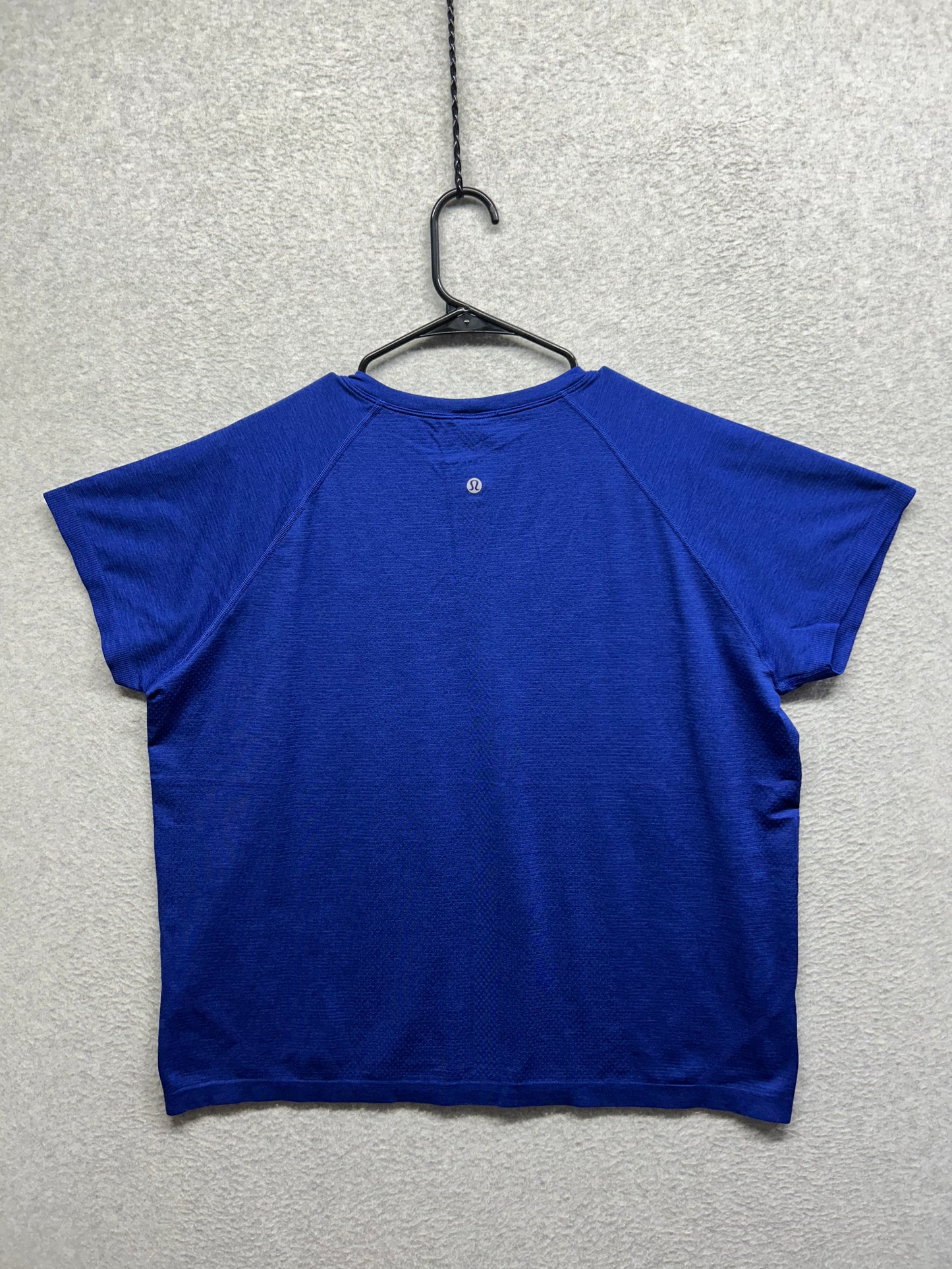 Lululemon Swiftly Tech Short-Sleeve Shirt 2.0 Hip Length Size 20 Cerulean Blue