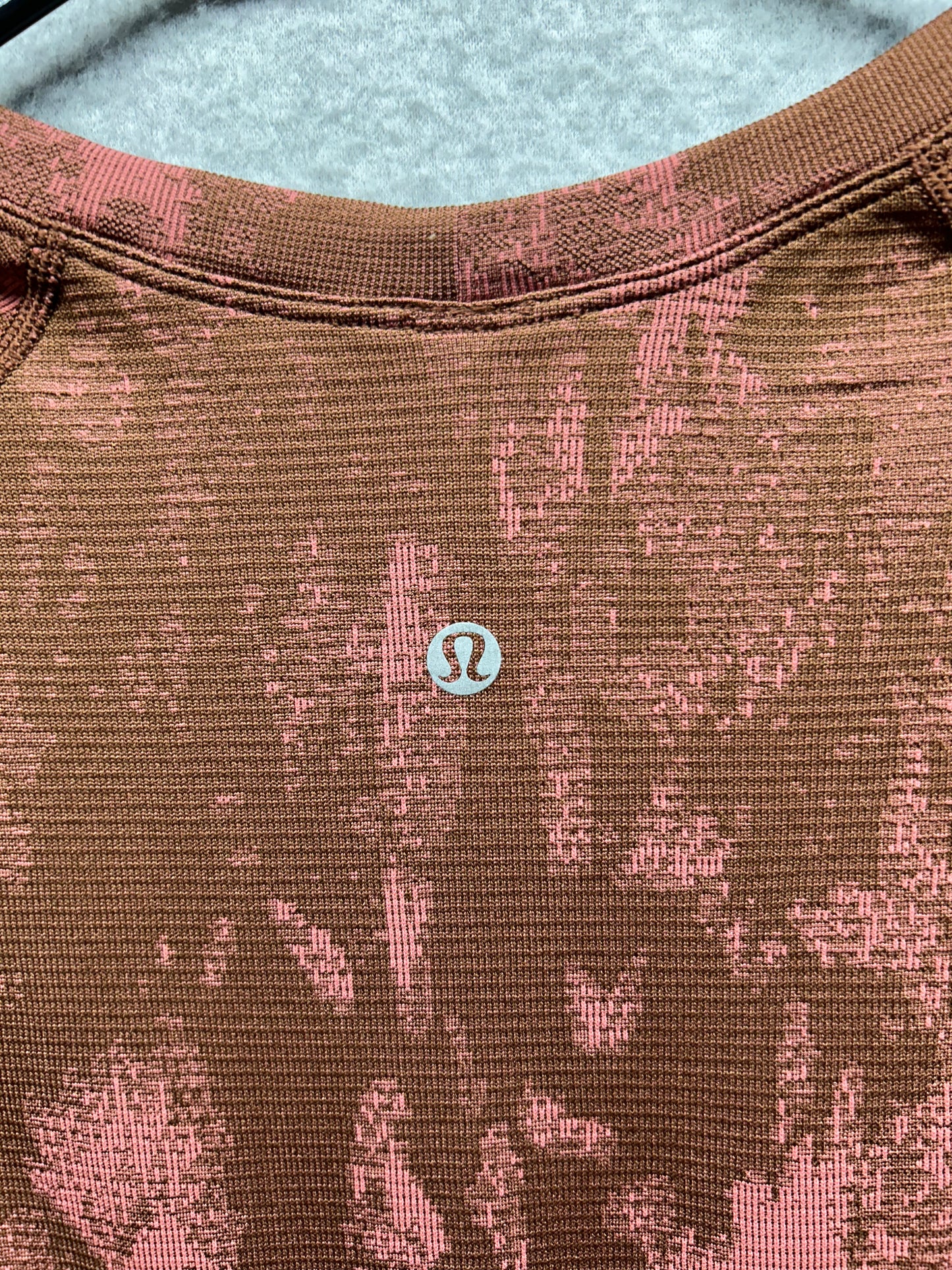 Lululemon Swiftly Tech Long Sleeve Shirt 2.0 Race Length Size 10 Shadow Bloom Roasted Brown | Brier Rose