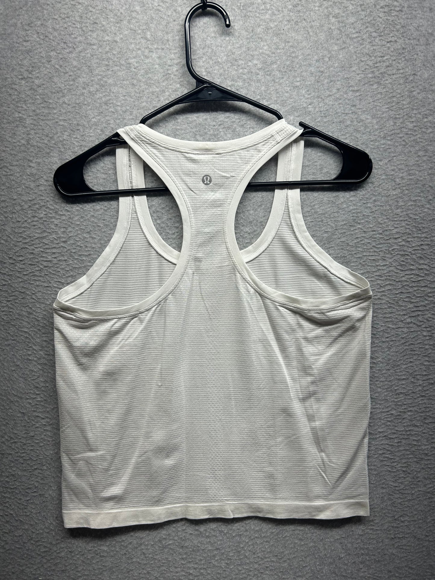 Lululemon Swiftly Tech Racerback Tank Top 2.0 Race Length Size 10 White